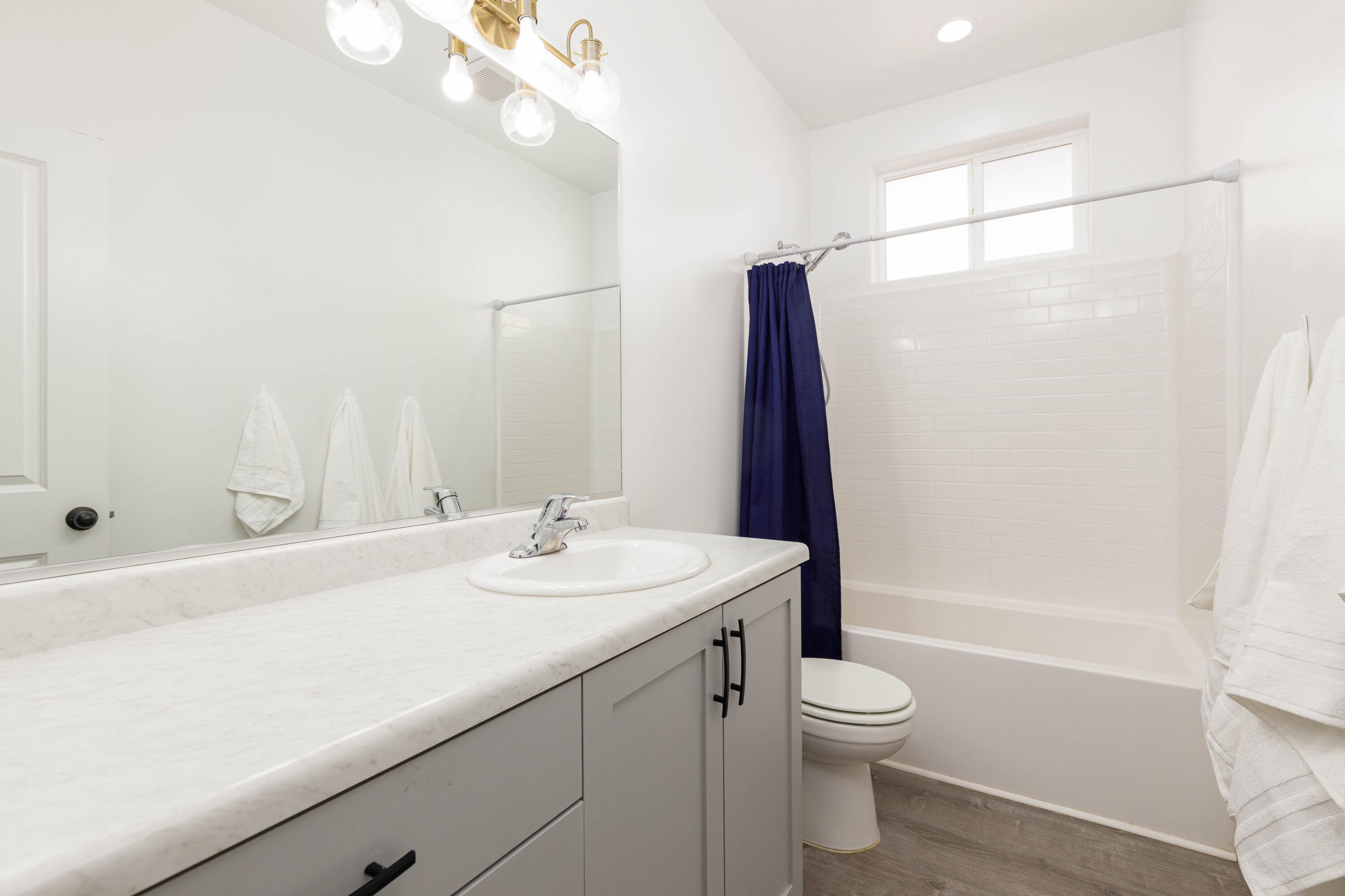 HURRICANE HEIGHTS - Residential