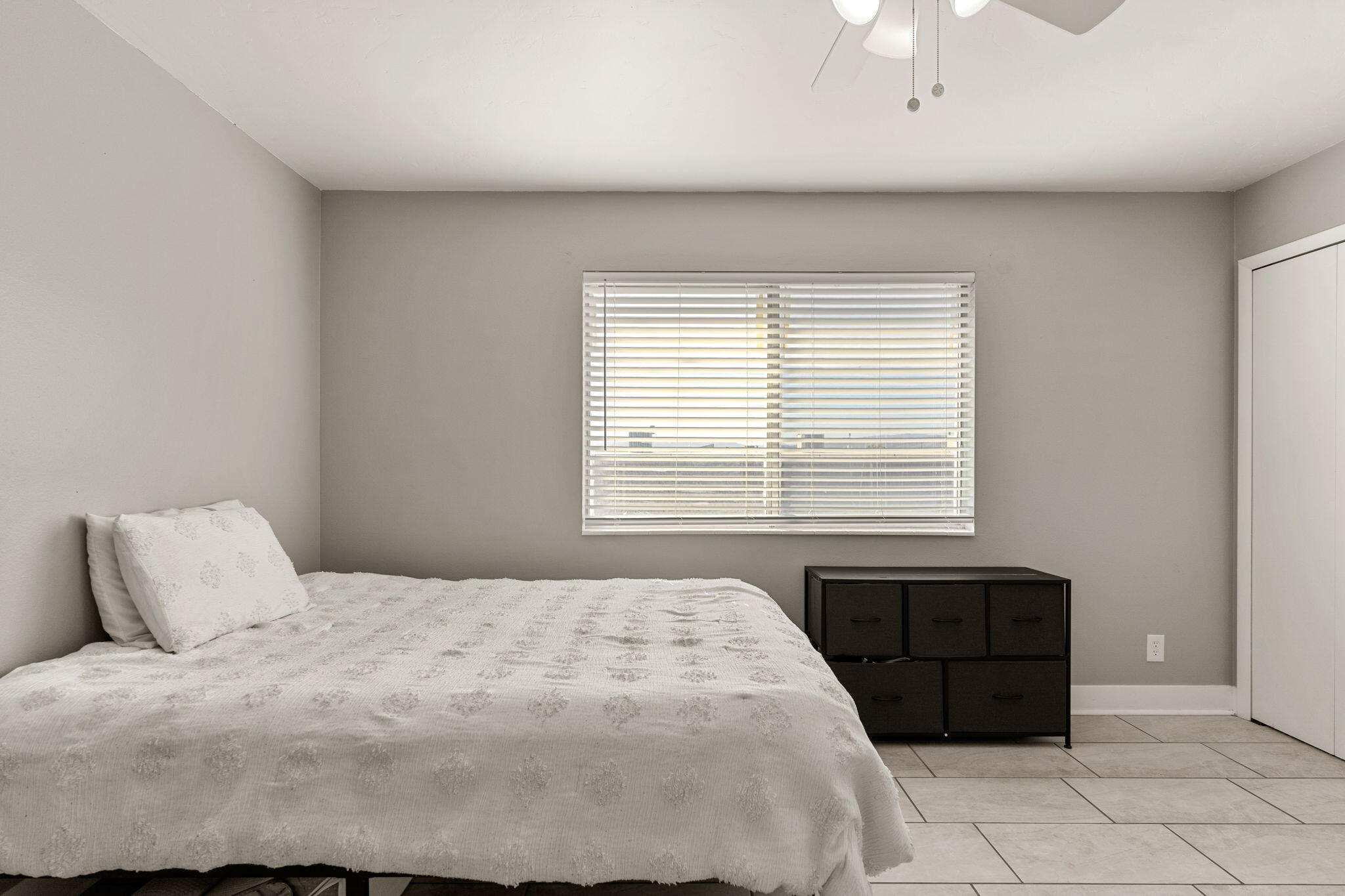 COLOR VIEW TOWNHOMES - Residential