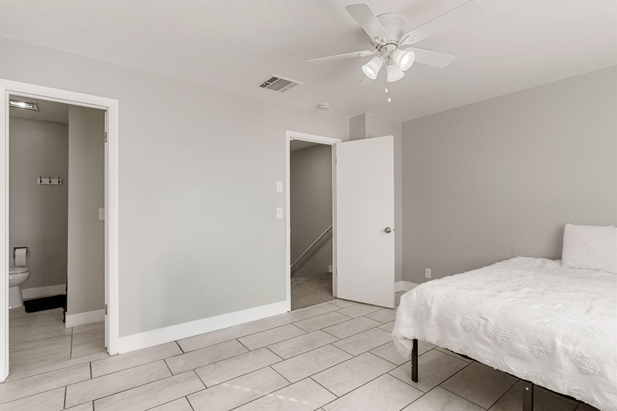 COLOR VIEW TOWNHOMES - Residential