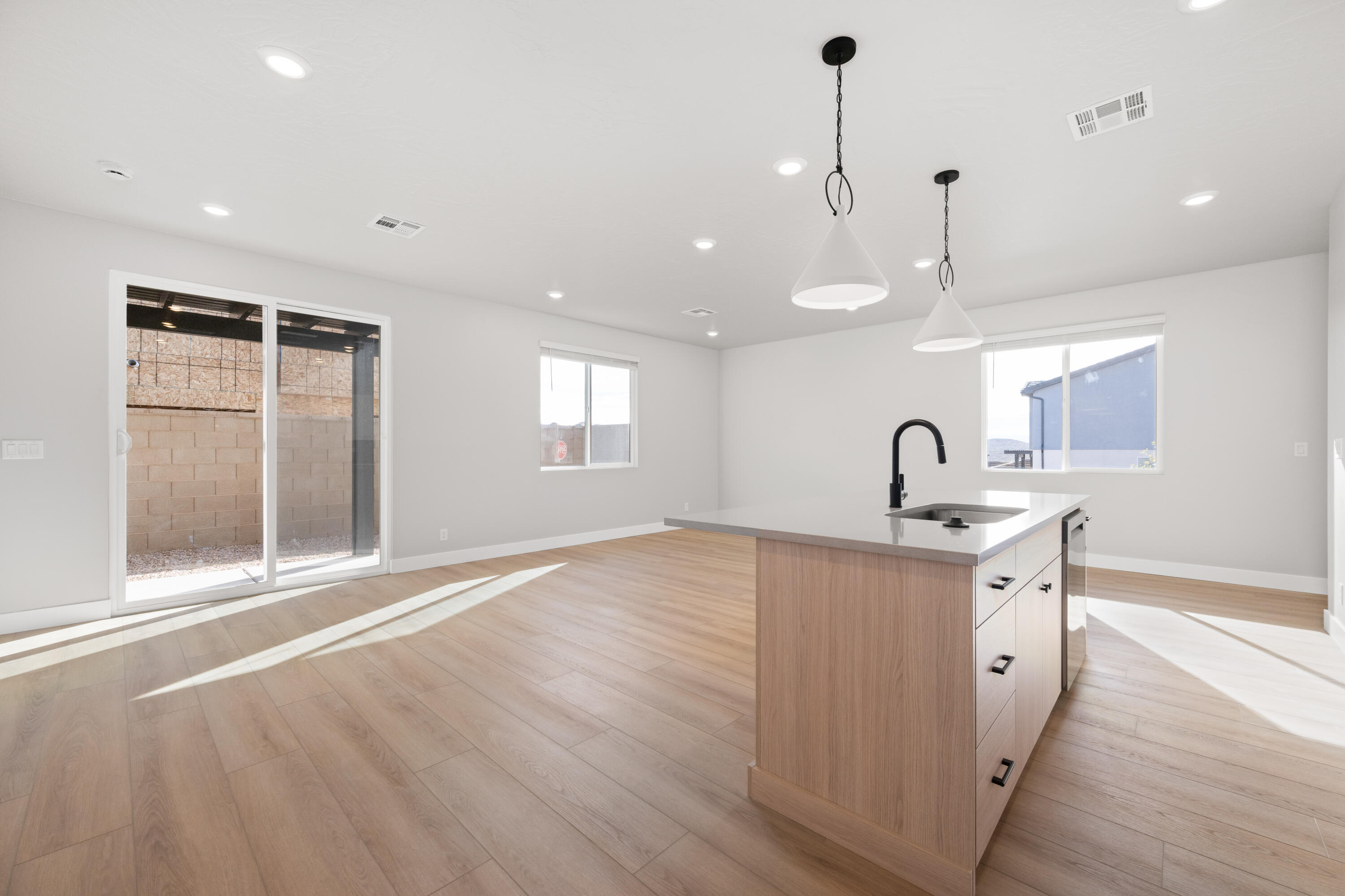 RISE AT CORAL CANYON - Residential