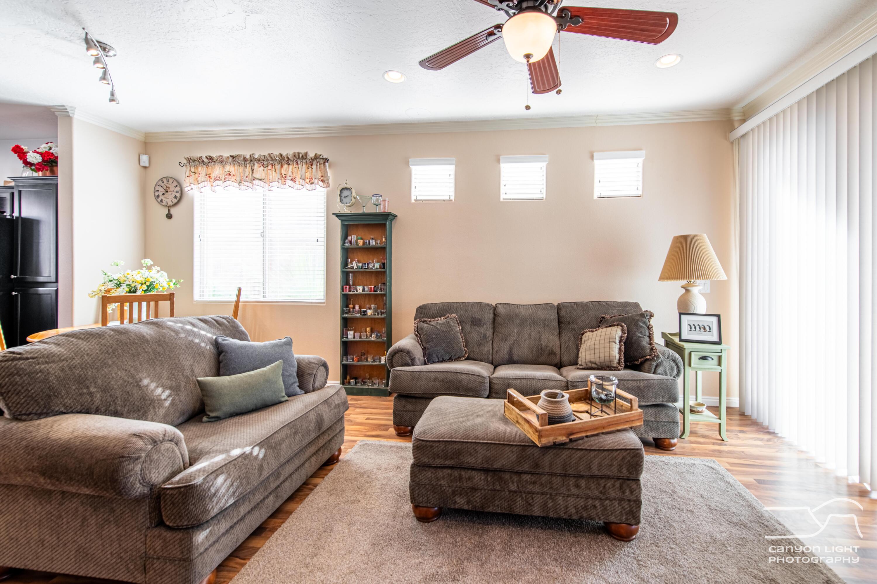 CORAL CANYON - Residential