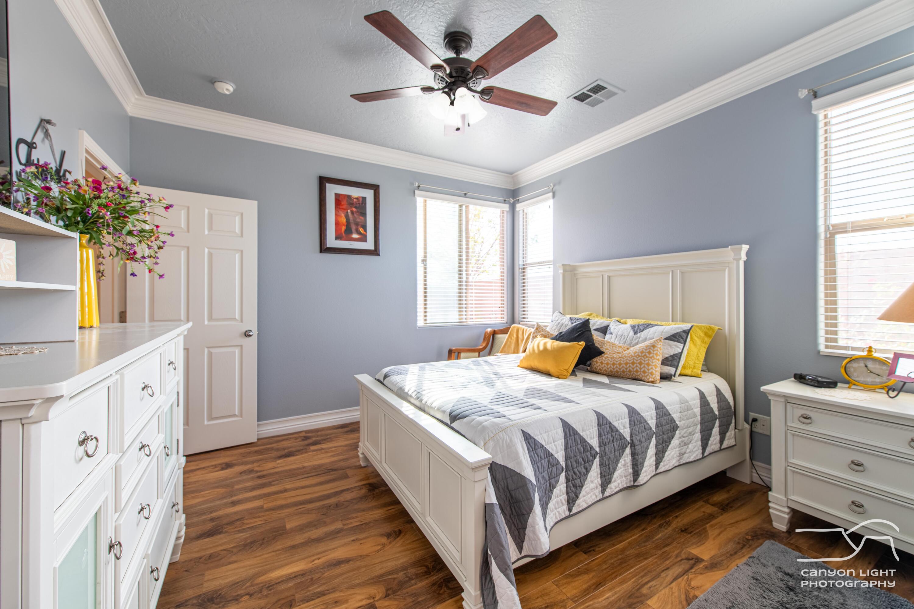 CORAL CANYON - Residential