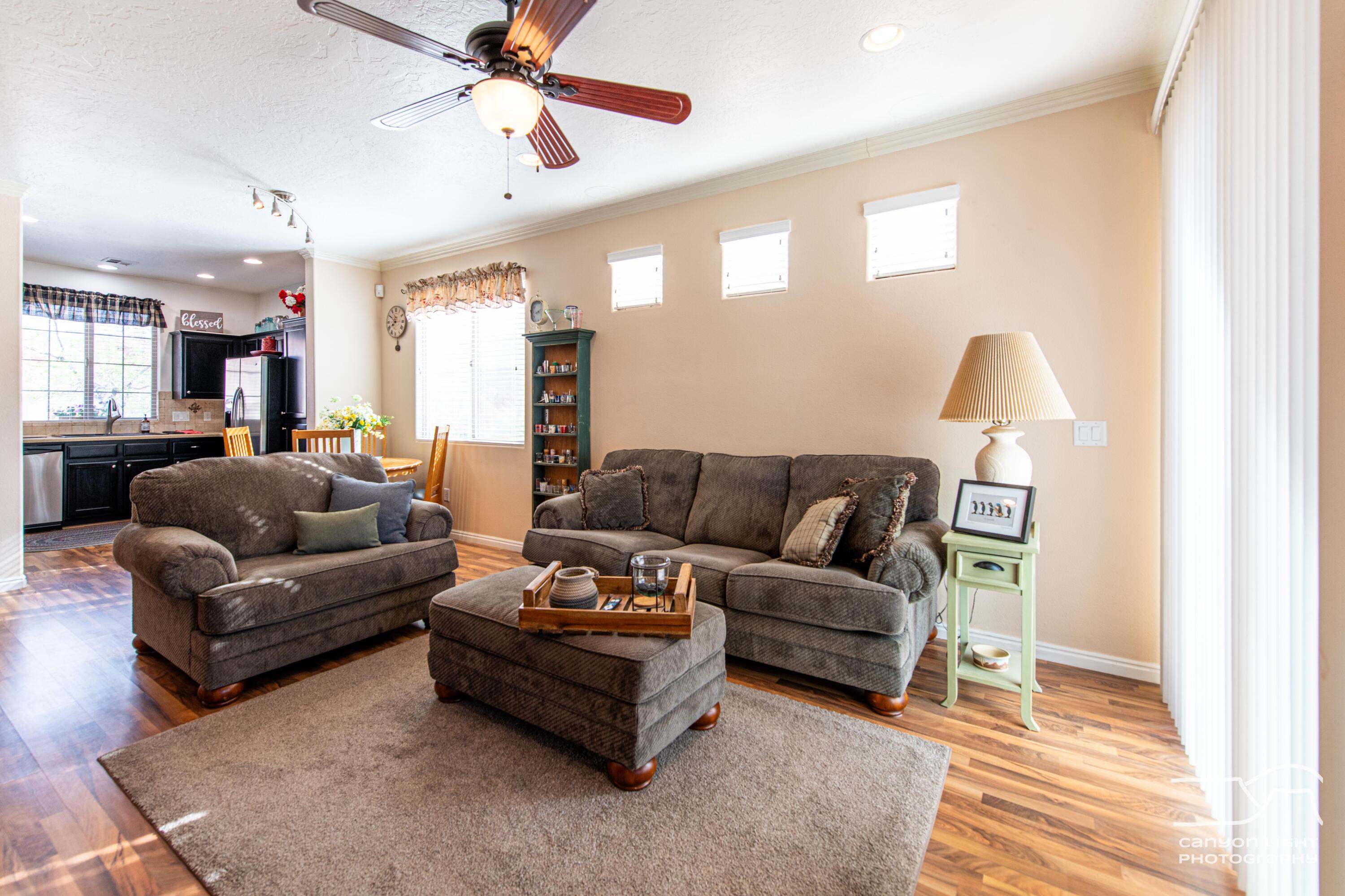 CORAL CANYON - Residential