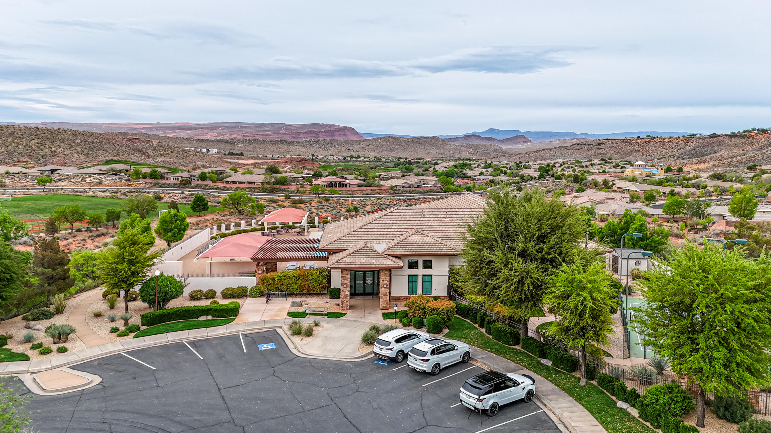 CORAL CANYON - Residential