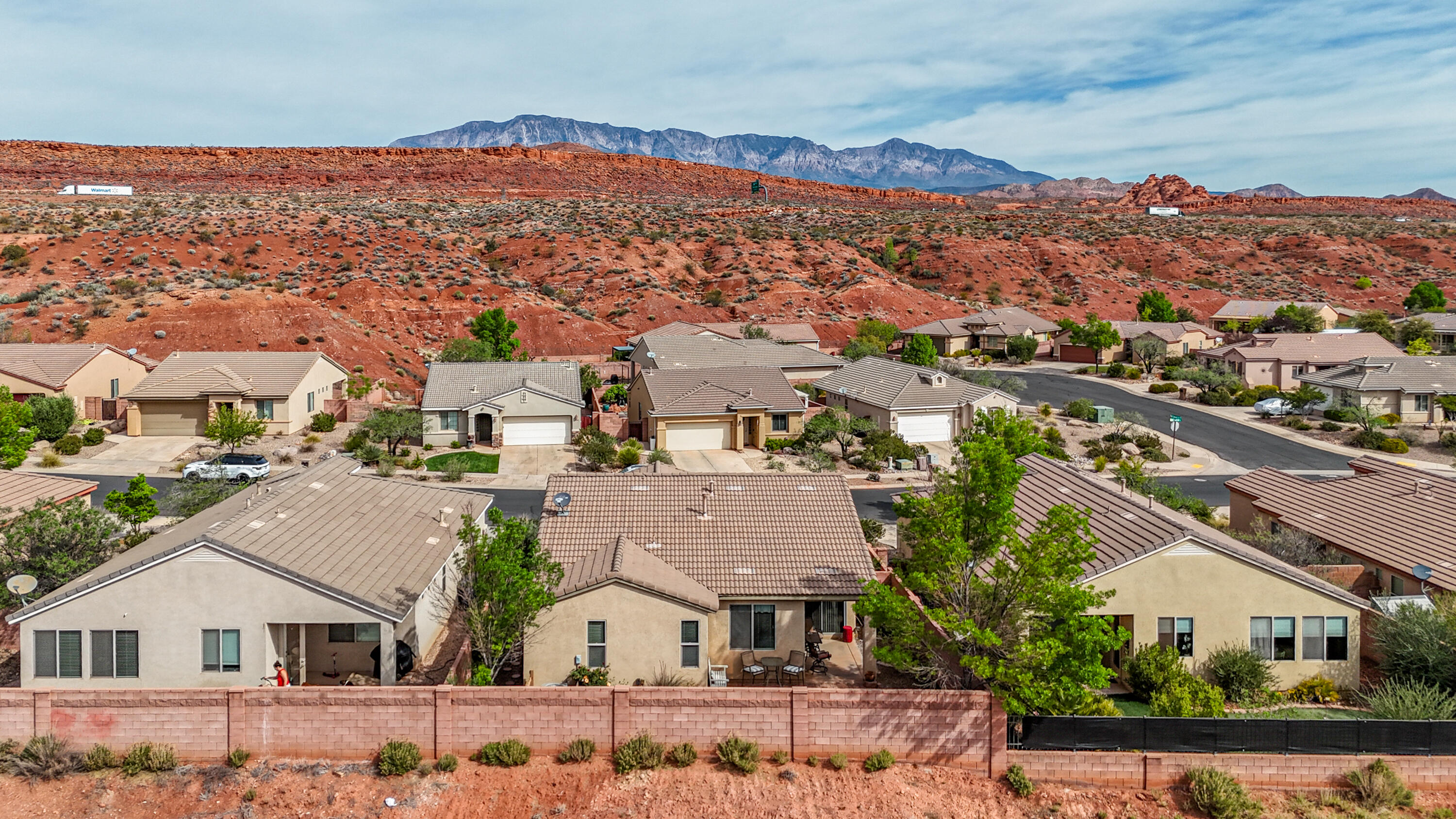 CORAL CANYON - Residential
