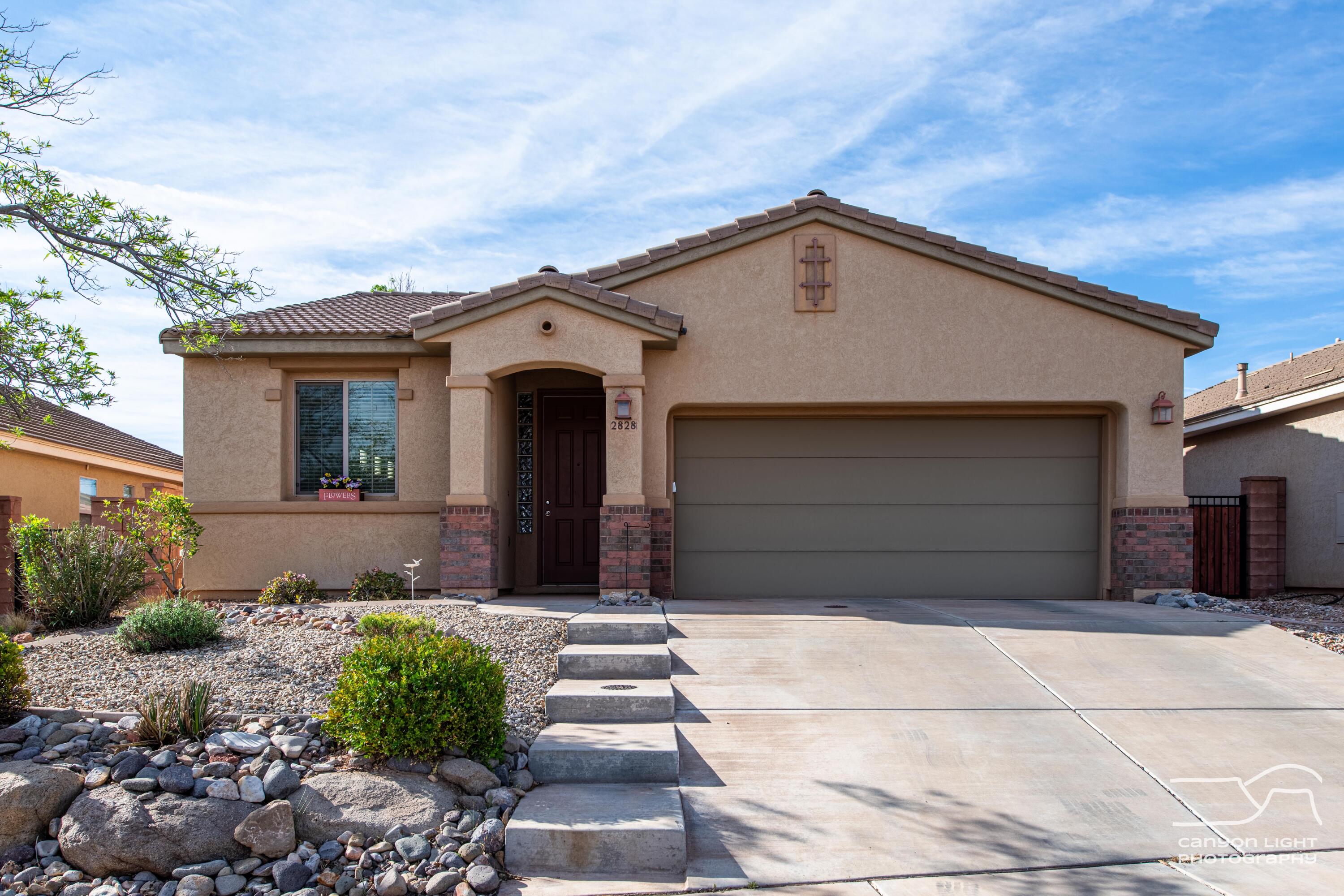 CORAL CANYON - Residential