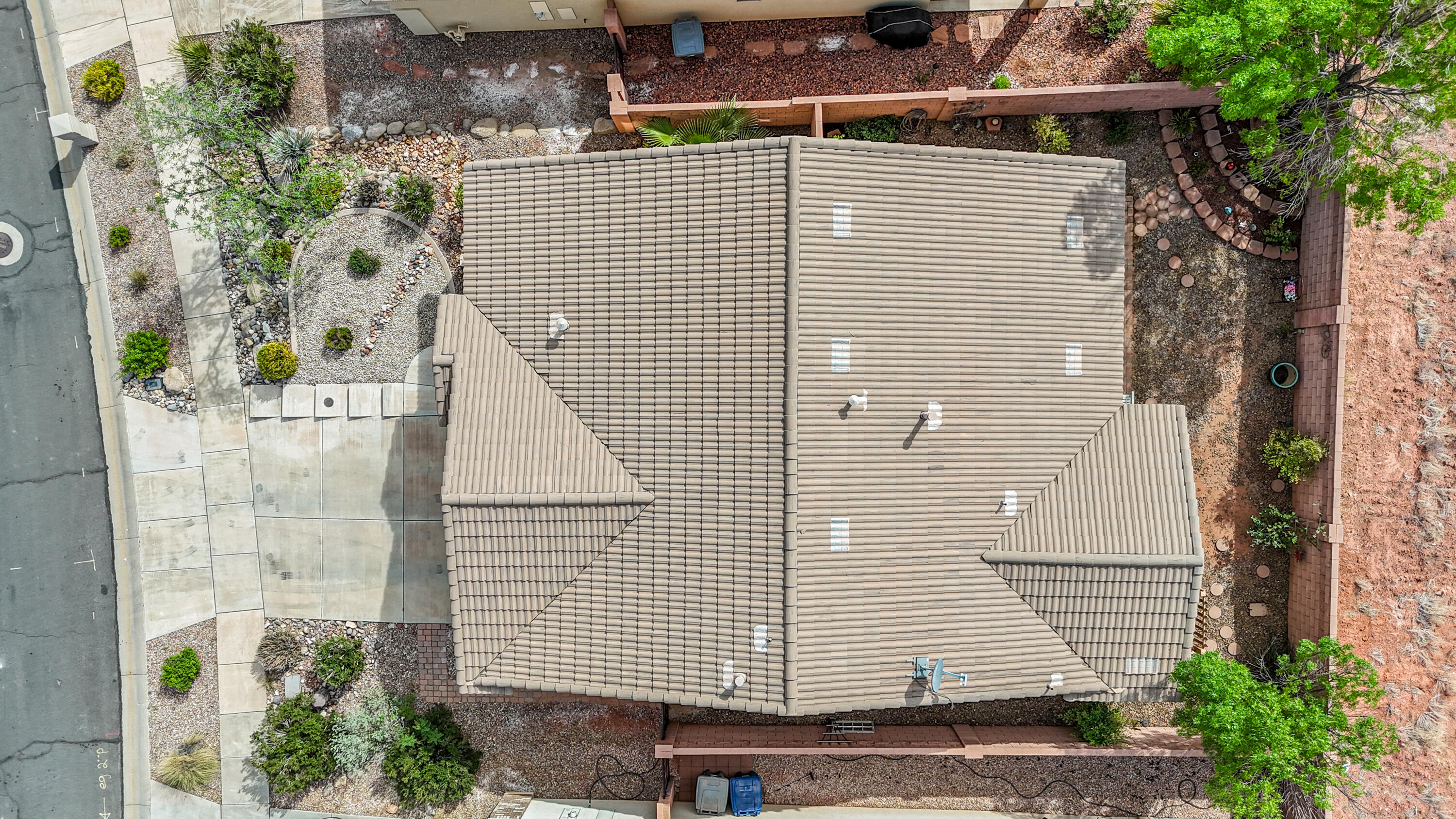 CORAL CANYON - Residential