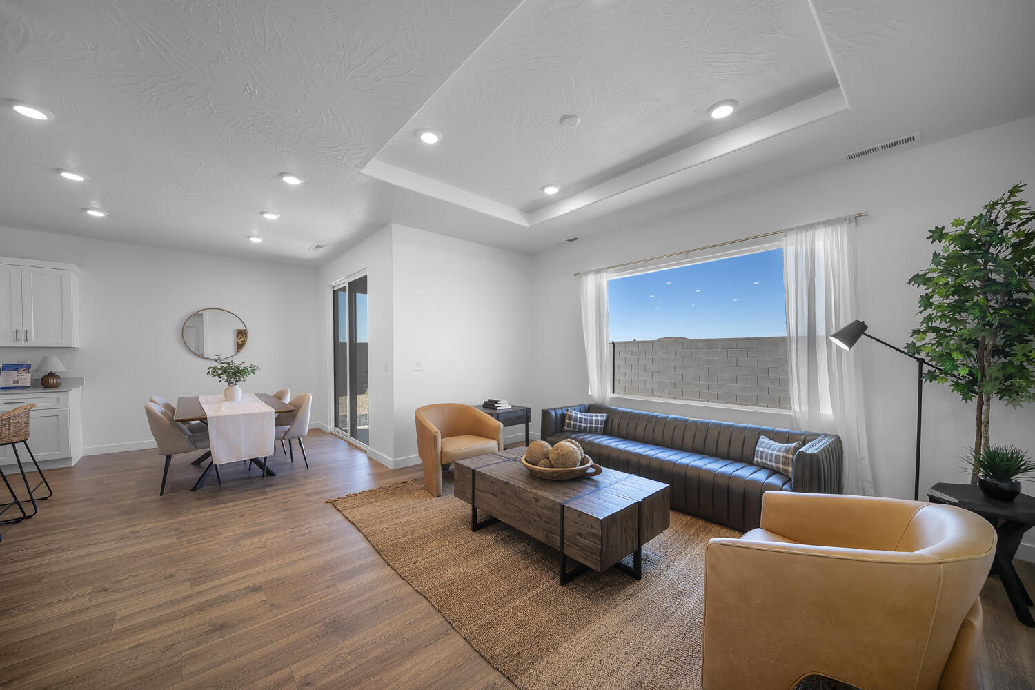 STANDING ROCK EAST AT LONG VALLEY - Residential