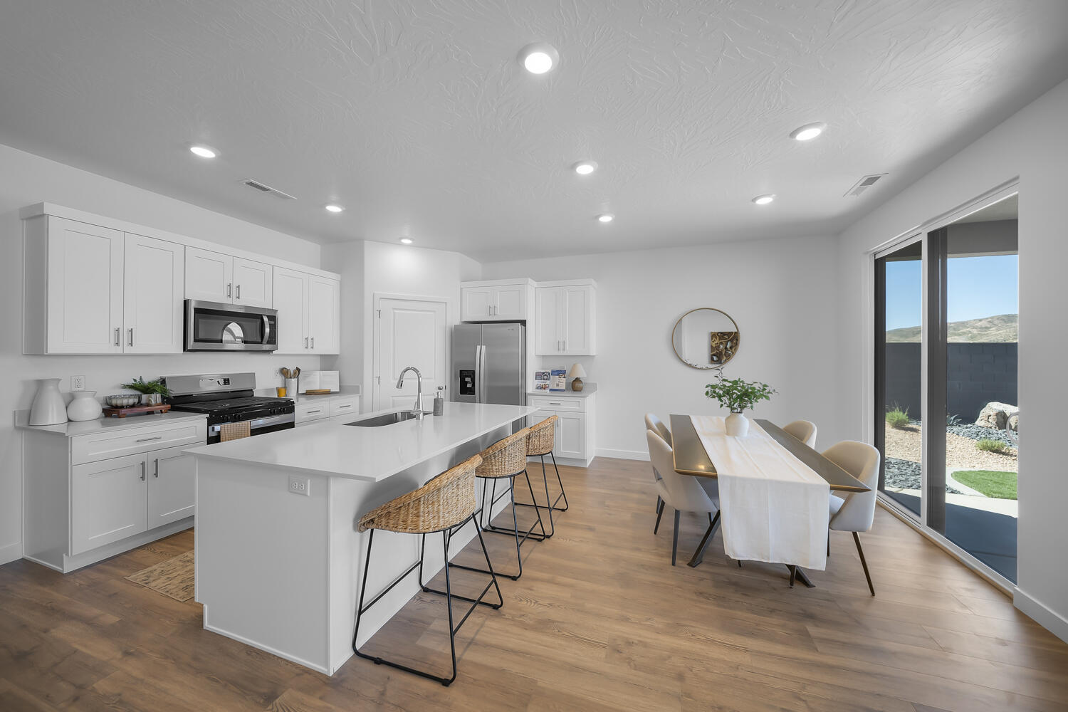 STANDING ROCK EAST AT LONG VALLEY - Residential