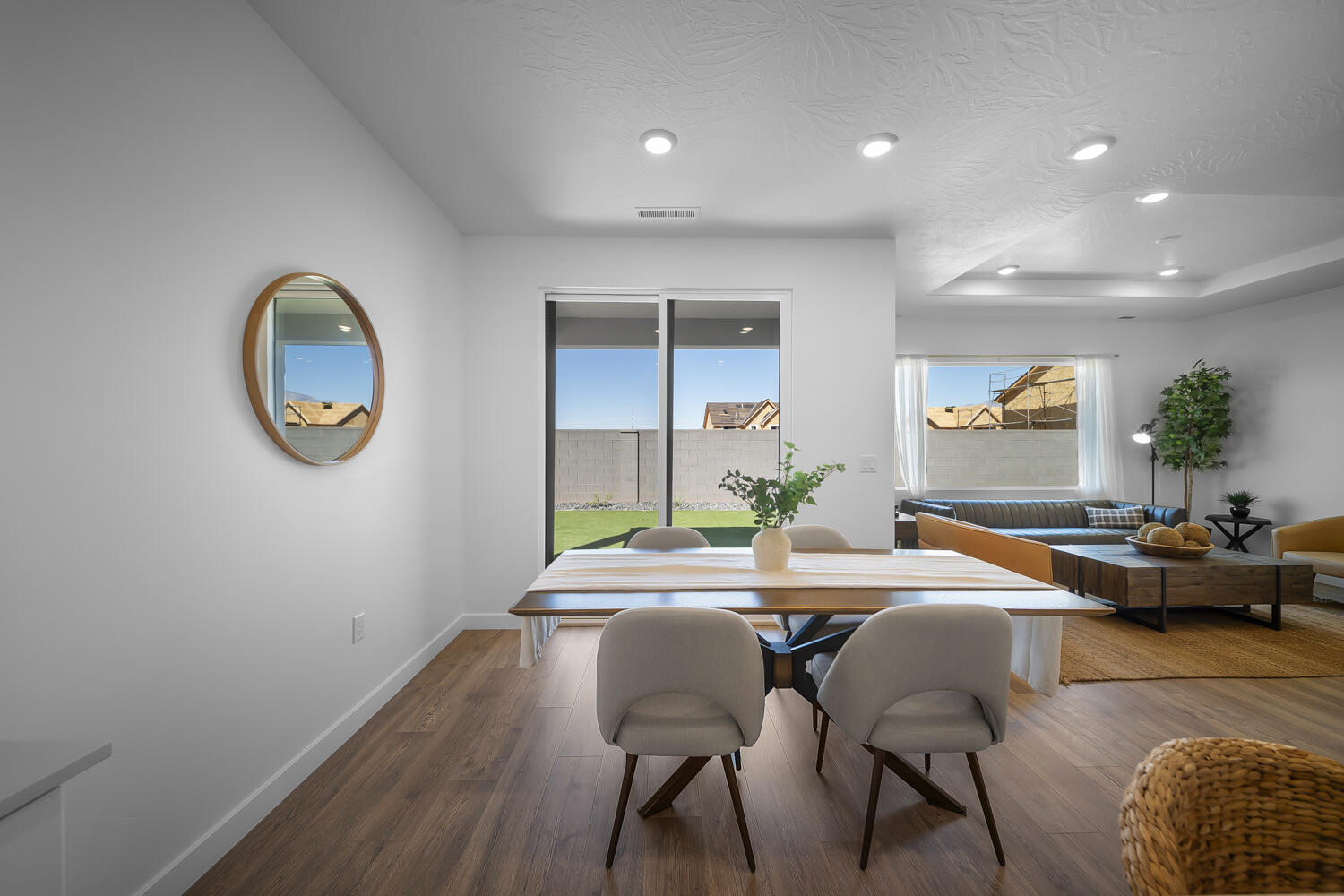 STANDING ROCK EAST AT LONG VALLEY - Residential