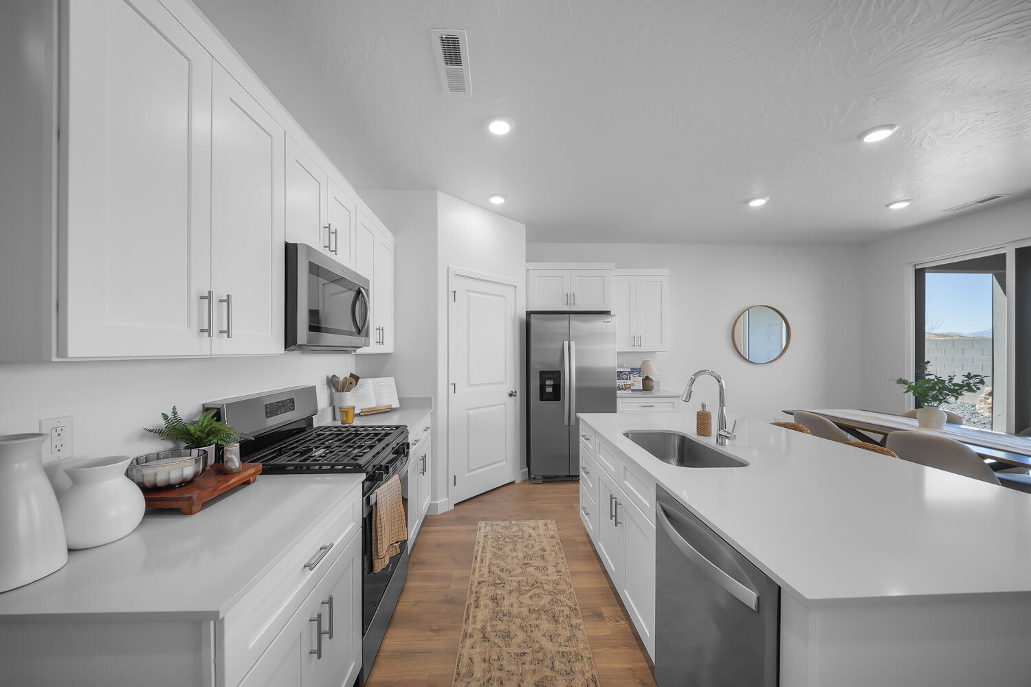 STANDING ROCK EAST AT LONG VALLEY - Residential