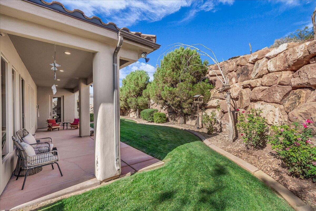 SERENITY HILLS - Residential