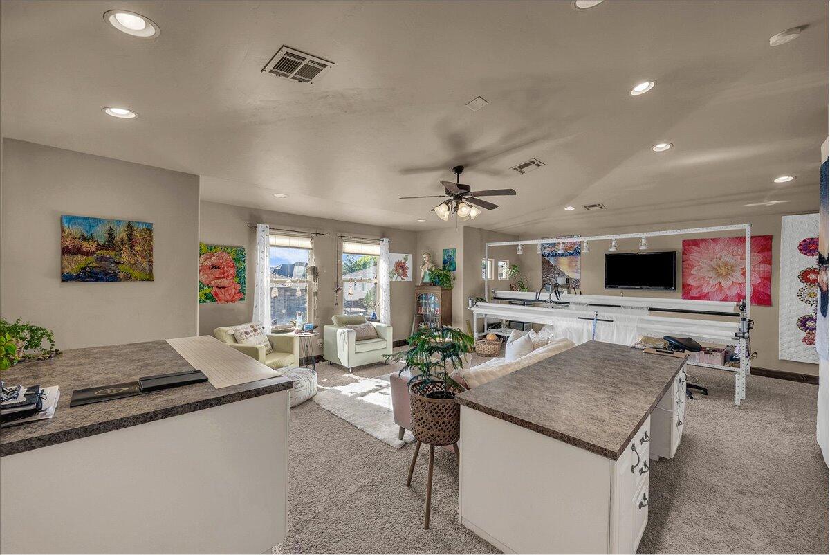 SERENITY HILLS - Residential