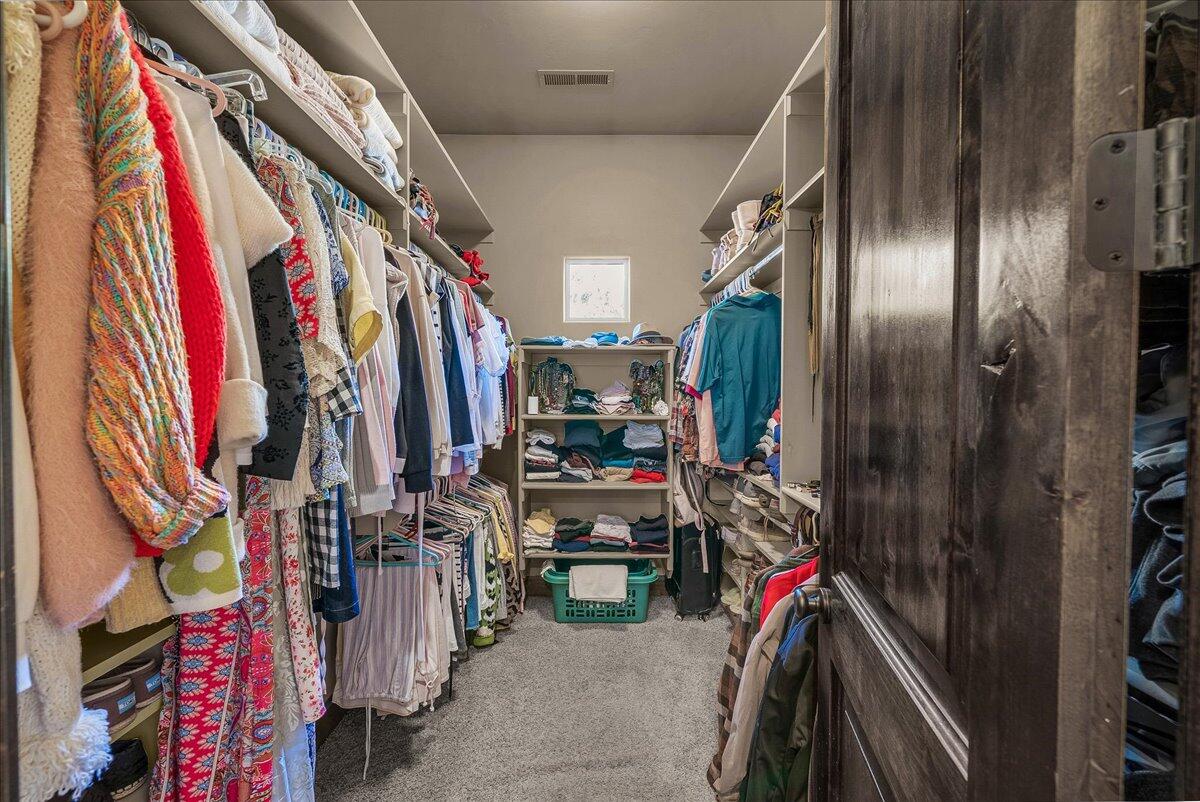 SERENITY HILLS - Residential