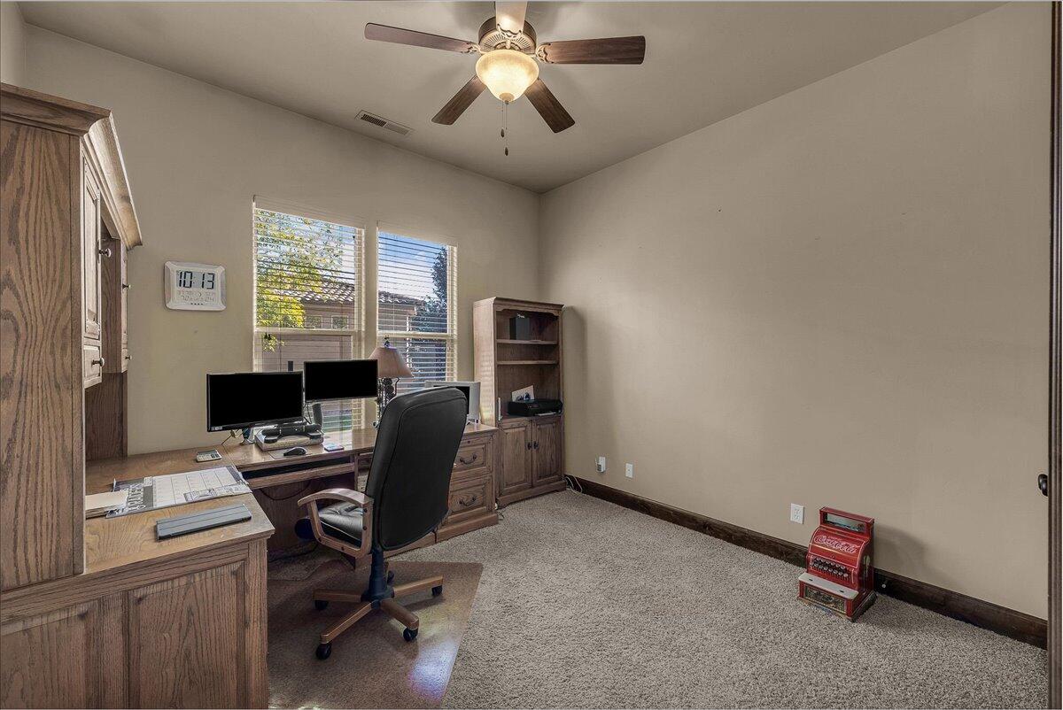 SERENITY HILLS - Residential