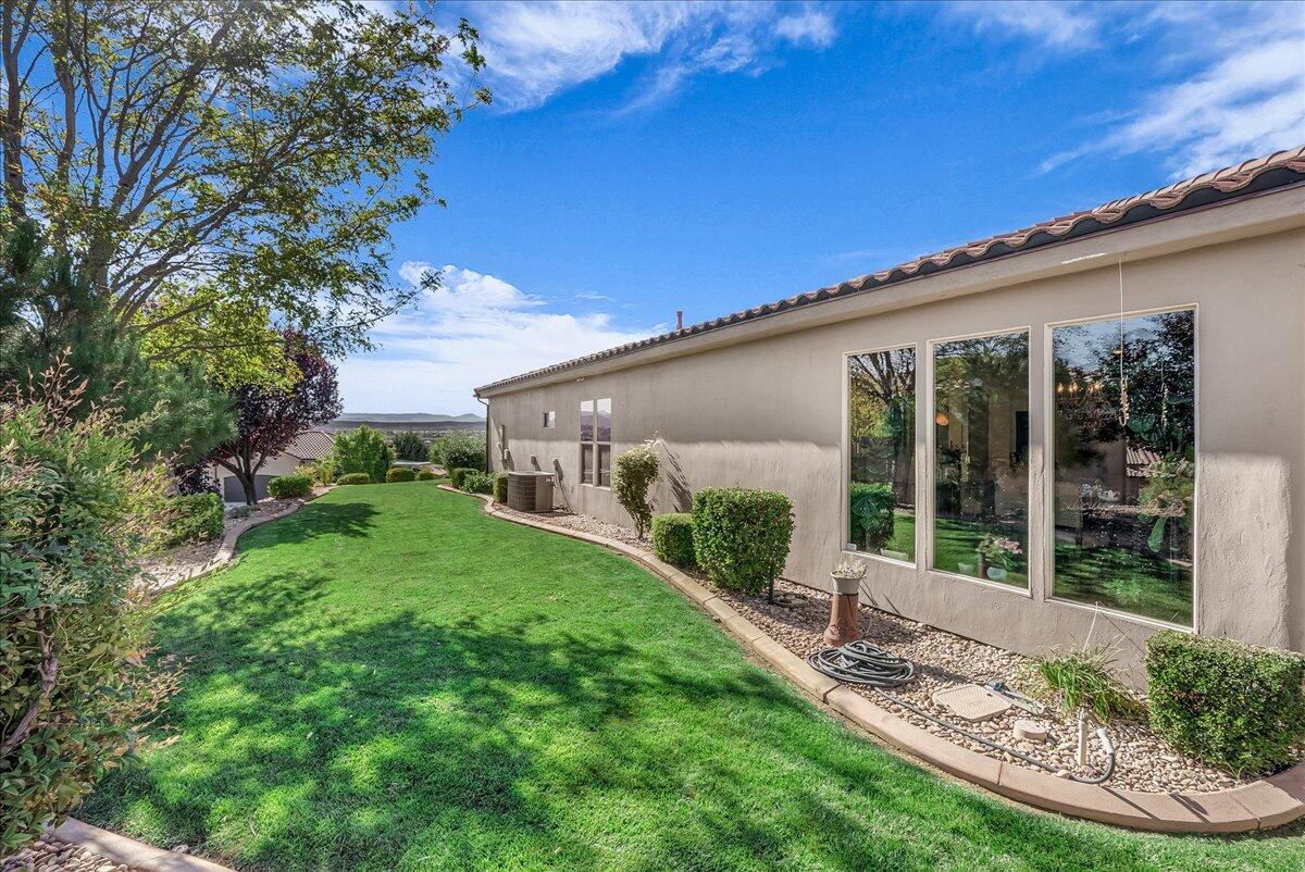 SERENITY HILLS - Residential