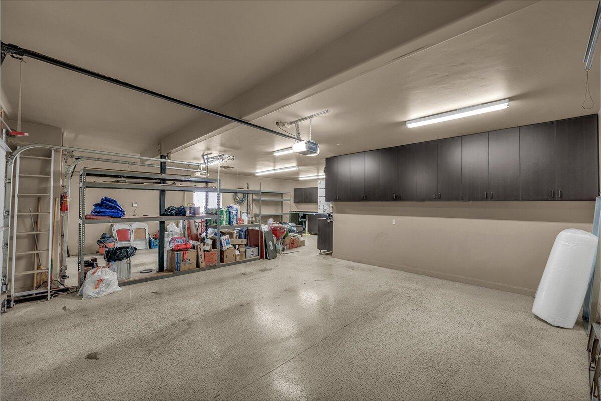 SERENITY HILLS - Residential