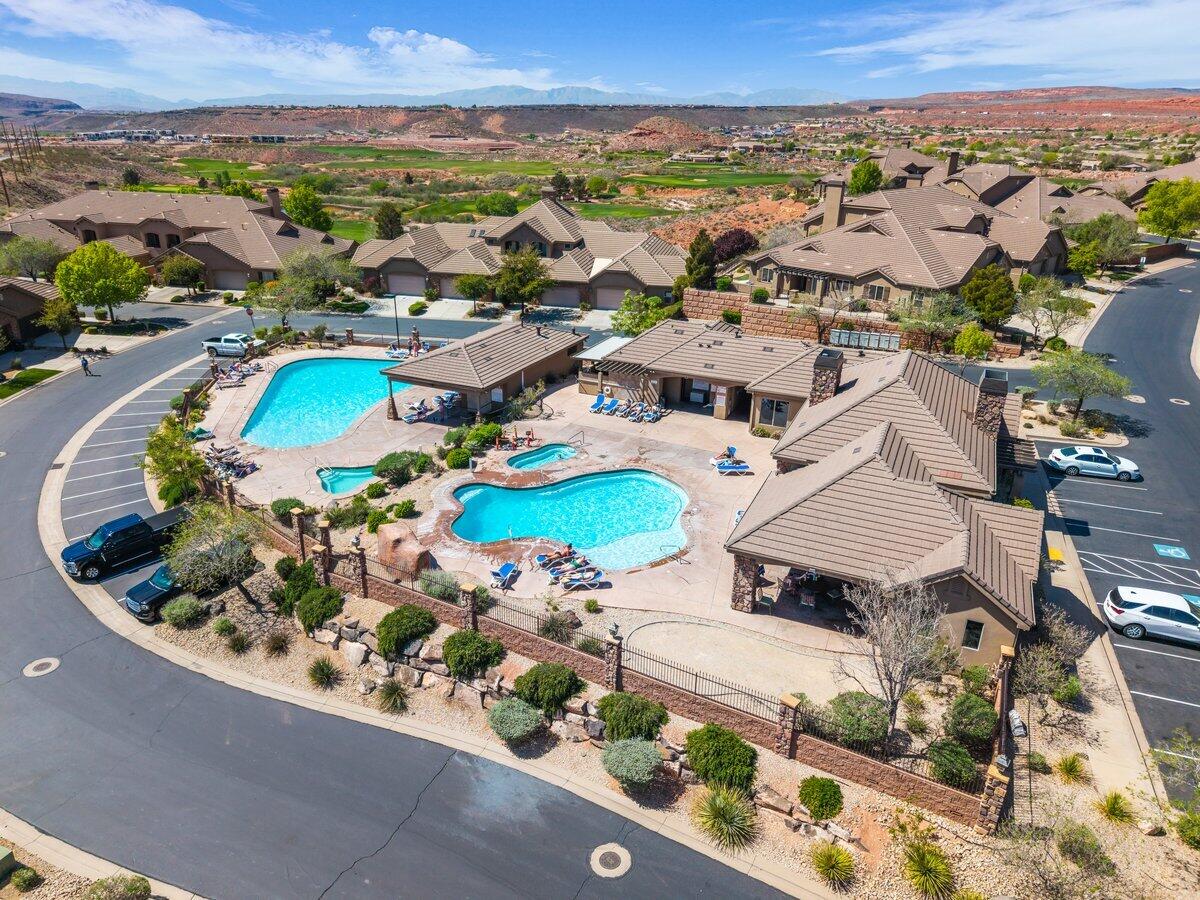 CORAL RIDGE TOWNHOMES - Residential