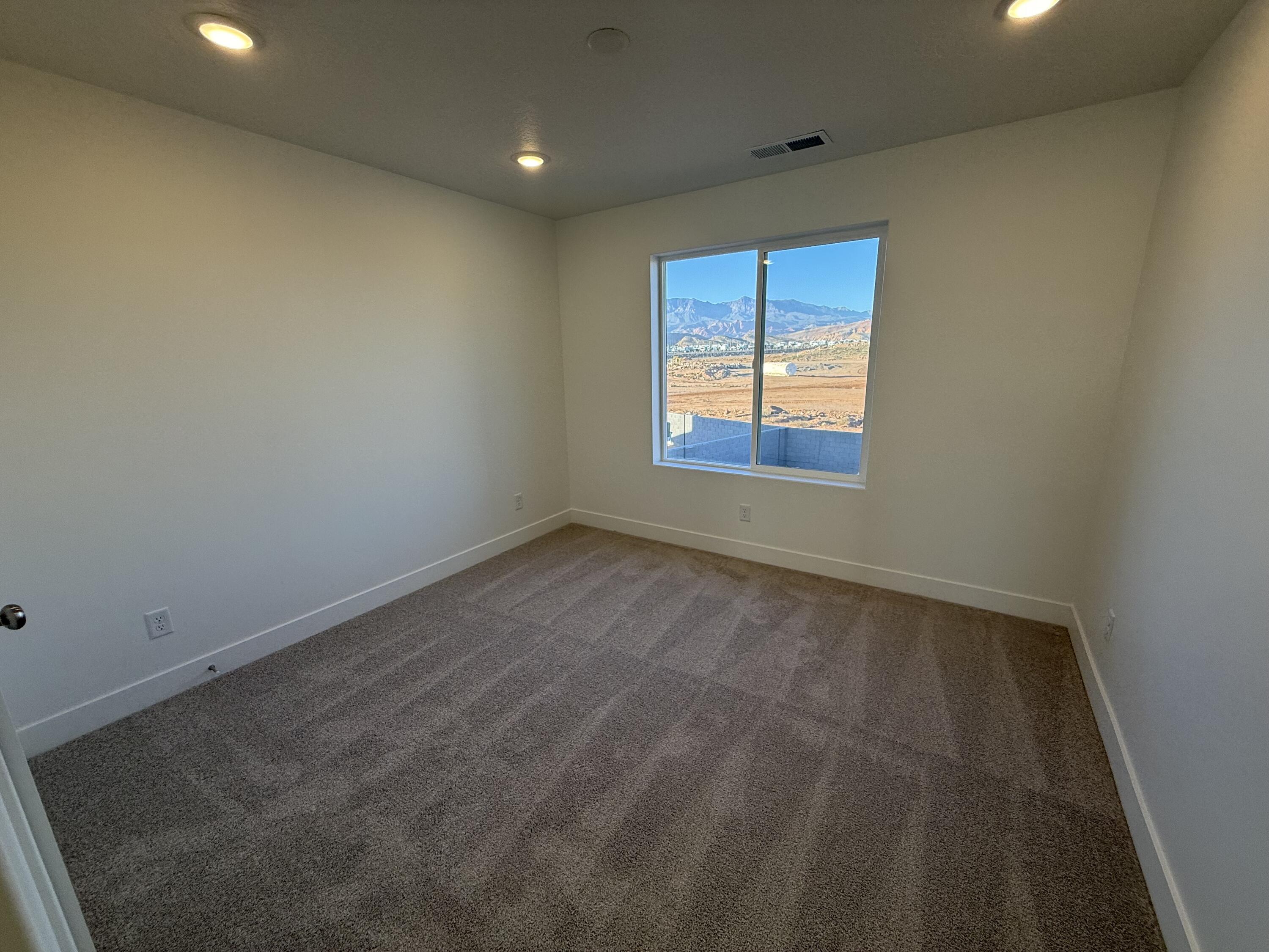 LEGACY AT SAND HOLLOW - Residential