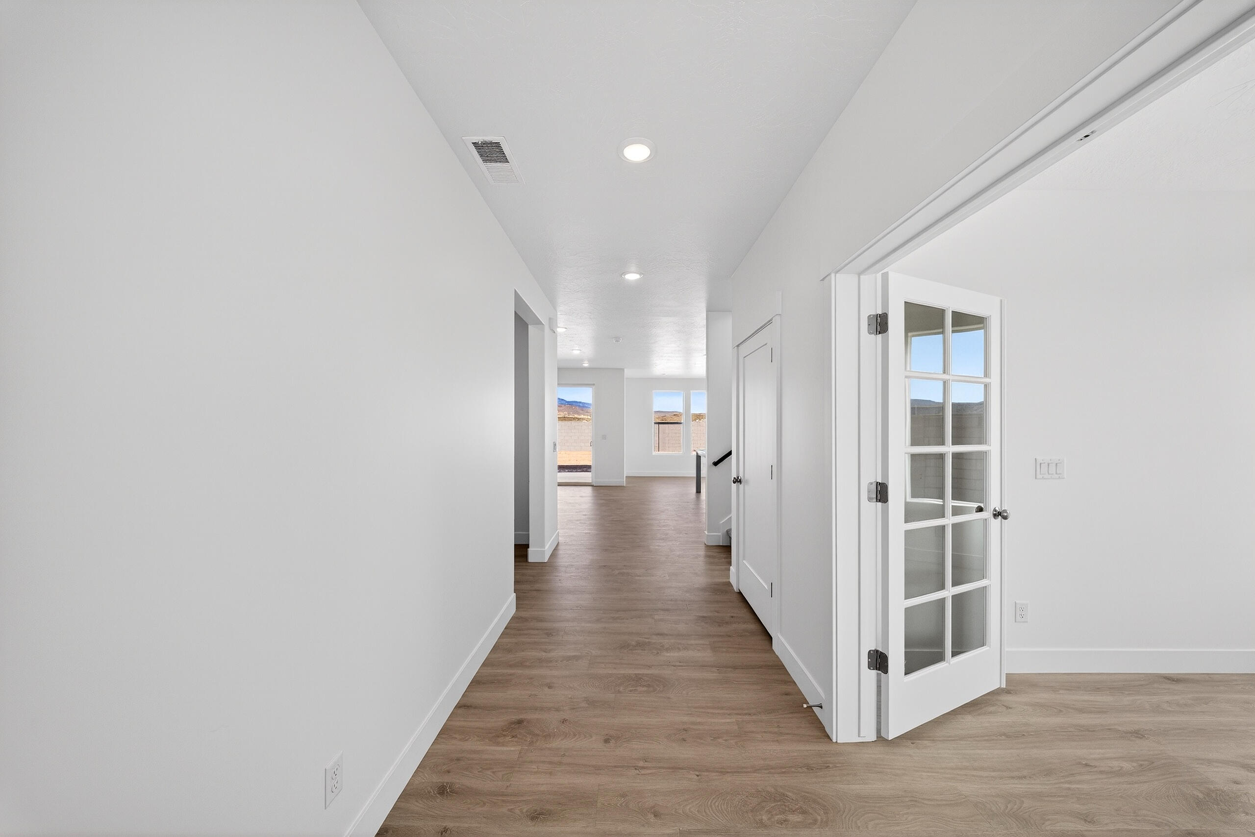 LEGACY AT SAND HOLLOW - Residential