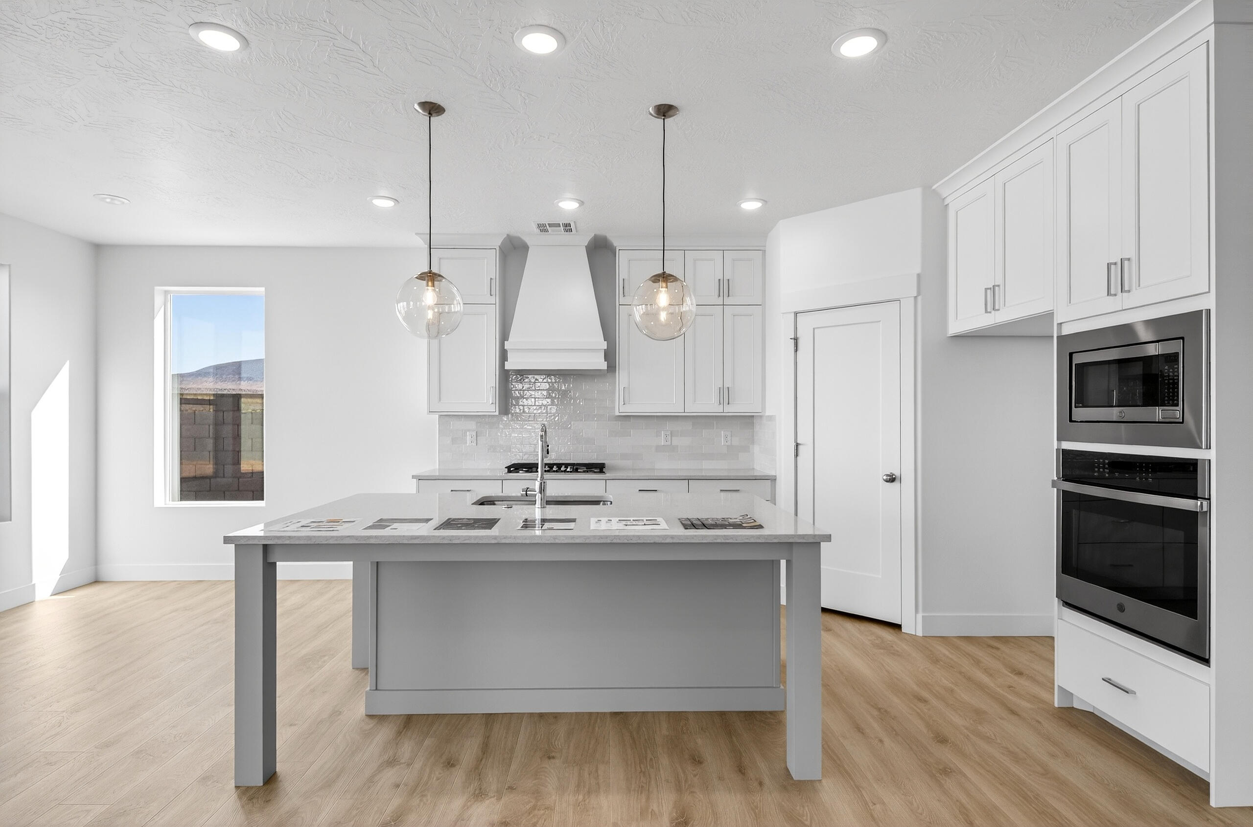 LEGACY AT SAND HOLLOW - Residential