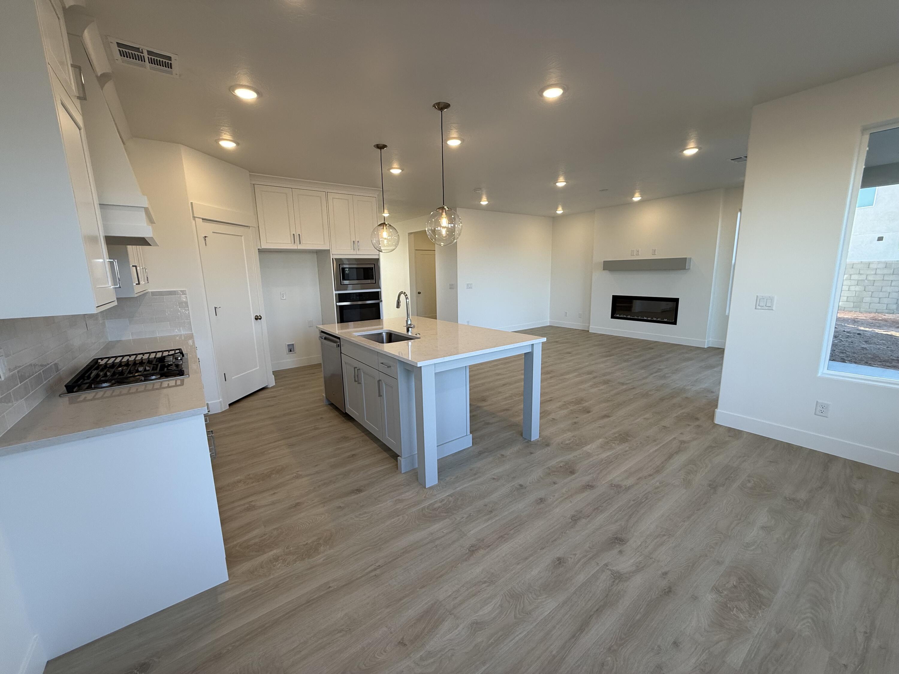 LEGACY AT SAND HOLLOW - Residential