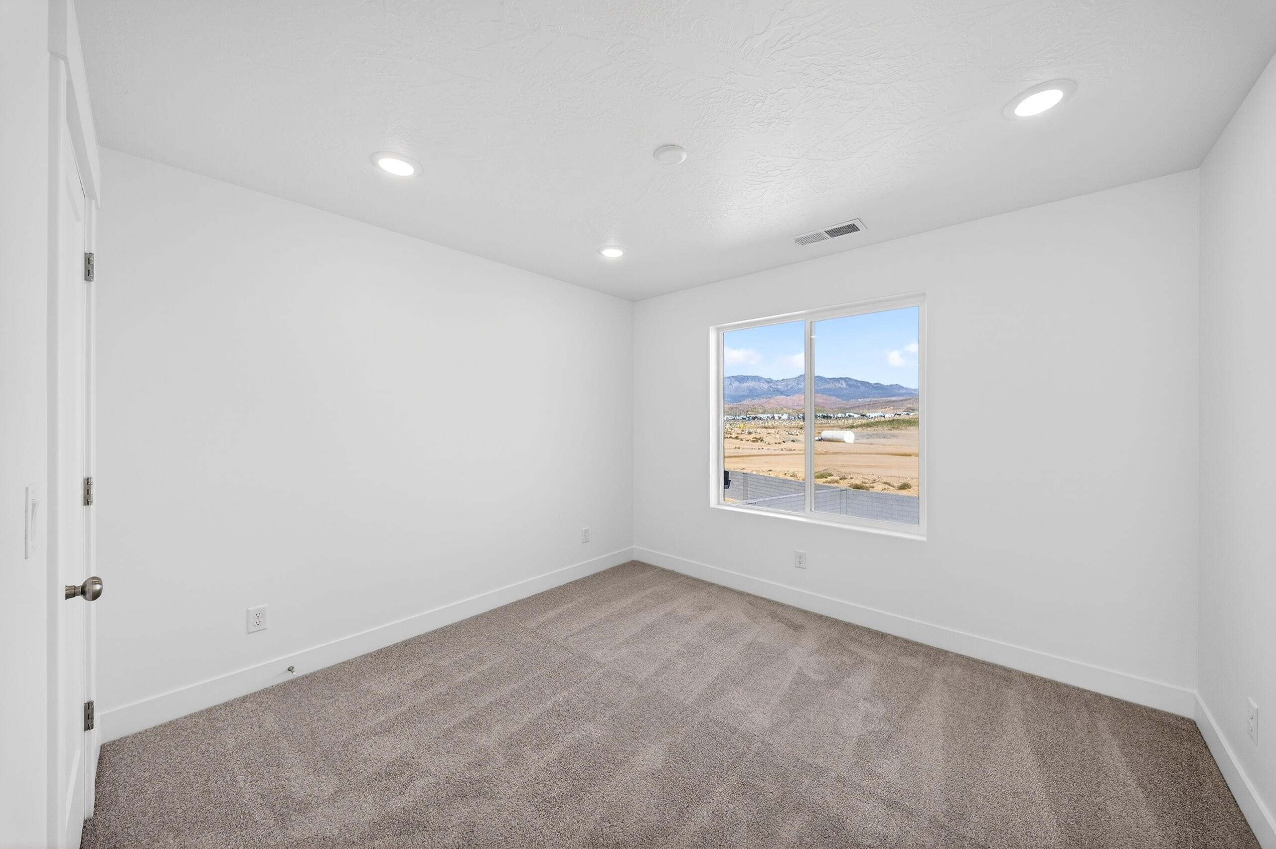 LEGACY AT SAND HOLLOW - Residential