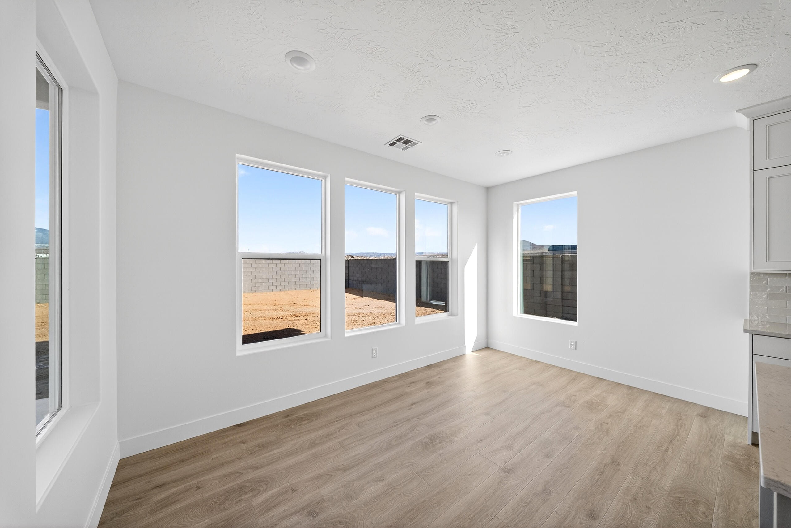 LEGACY AT SAND HOLLOW - Residential