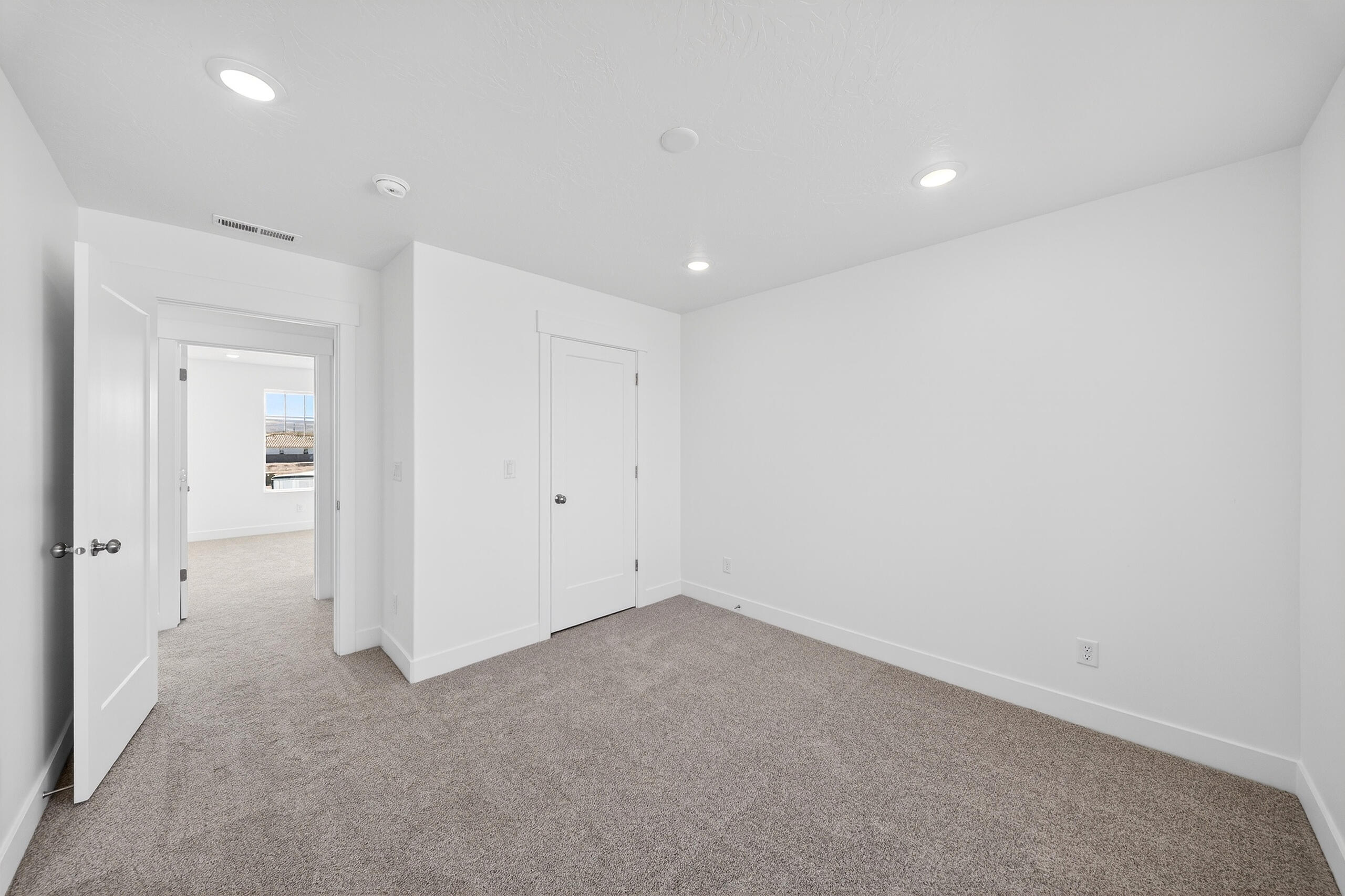 LEGACY AT SAND HOLLOW - Residential