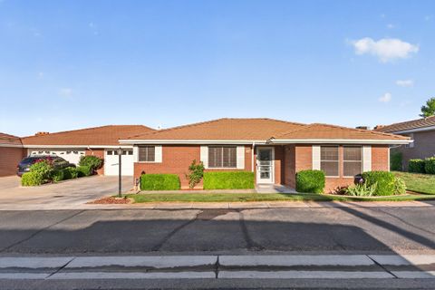 Photo of 970 E 700 S 27 #27, Saint George, UT 84790 (MLS # 26-271815)