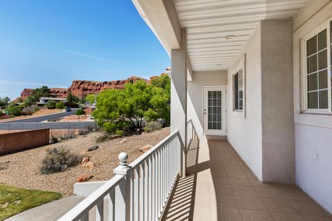 Tiny photo for 389 N MAIN ST, Saint George, UT 84770 (MLS # 25-267827)