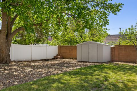 Tiny photo for 389 N MAIN ST, Saint George, UT 84770 (MLS # 25-267827)