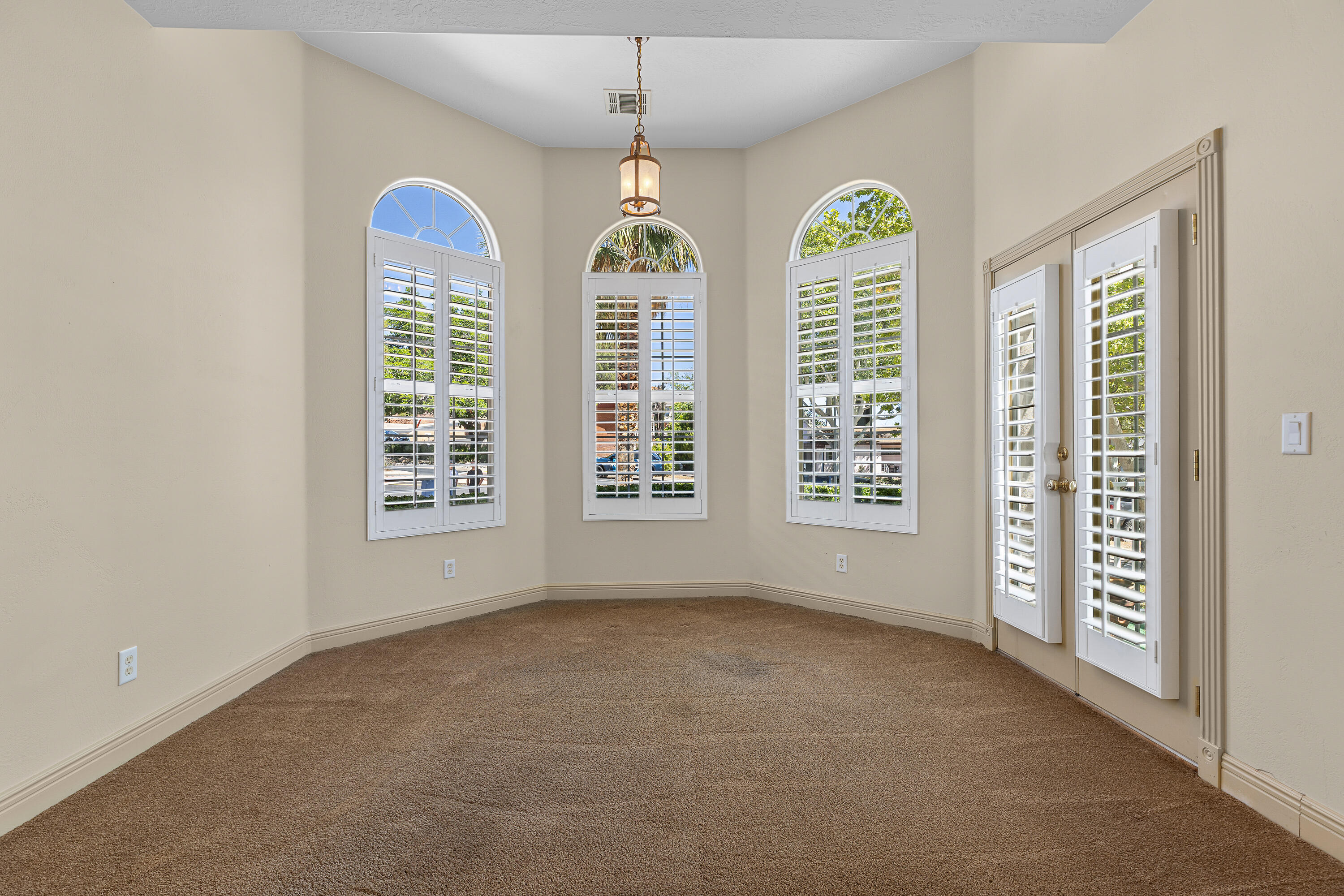 ST GEORGE TOWNSITE - Residential