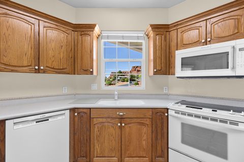 Tiny photo for 389 N MAIN ST, Saint George, UT 84770 (MLS # 25-267827)