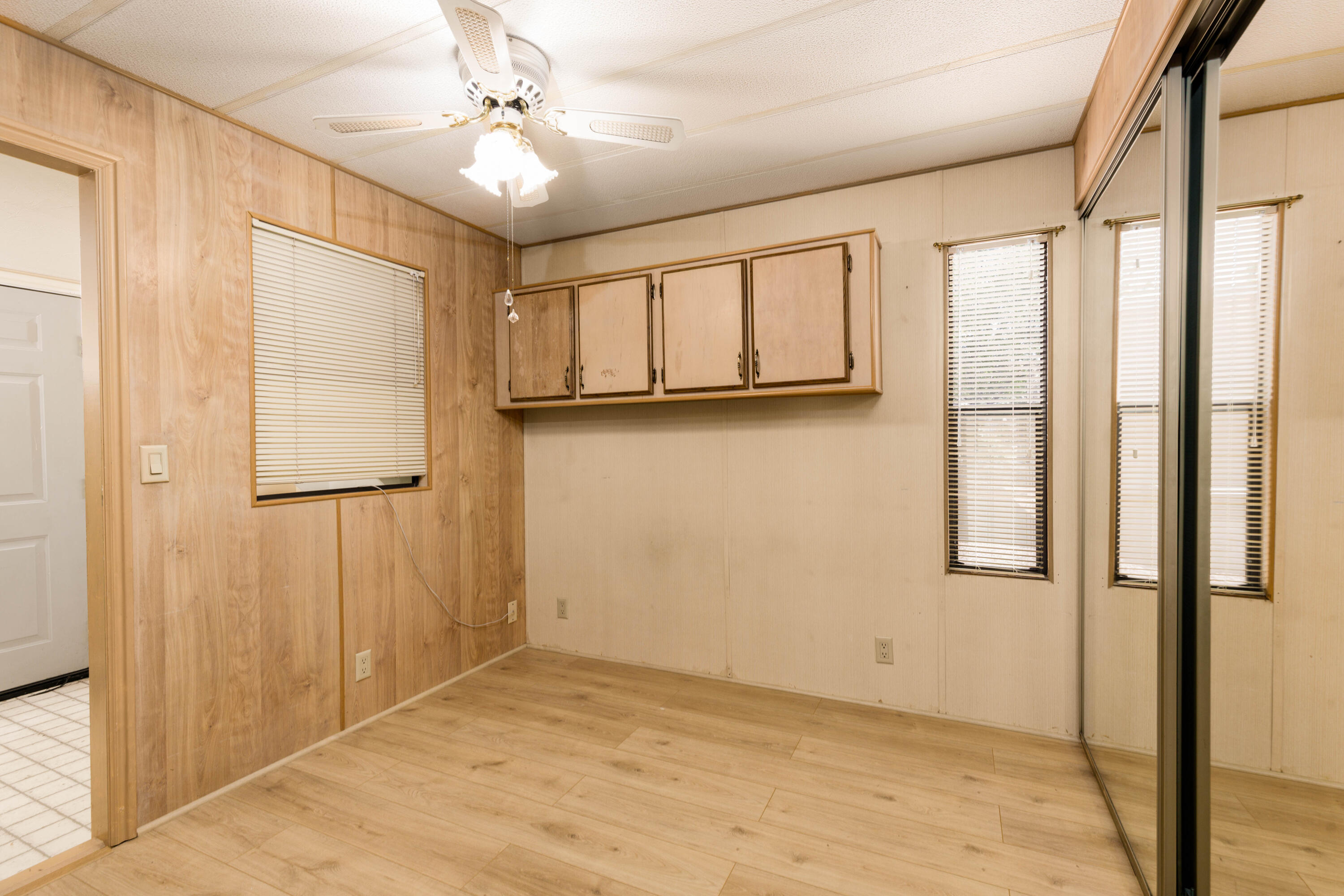 CANYON BREEZE RV RESORT - Residential