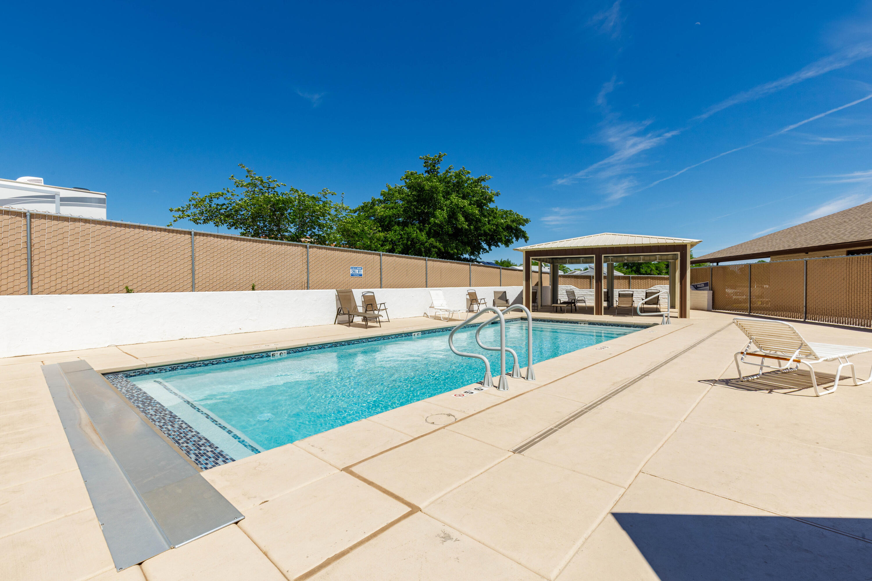 CANYON BREEZE RV RESORT - Residential