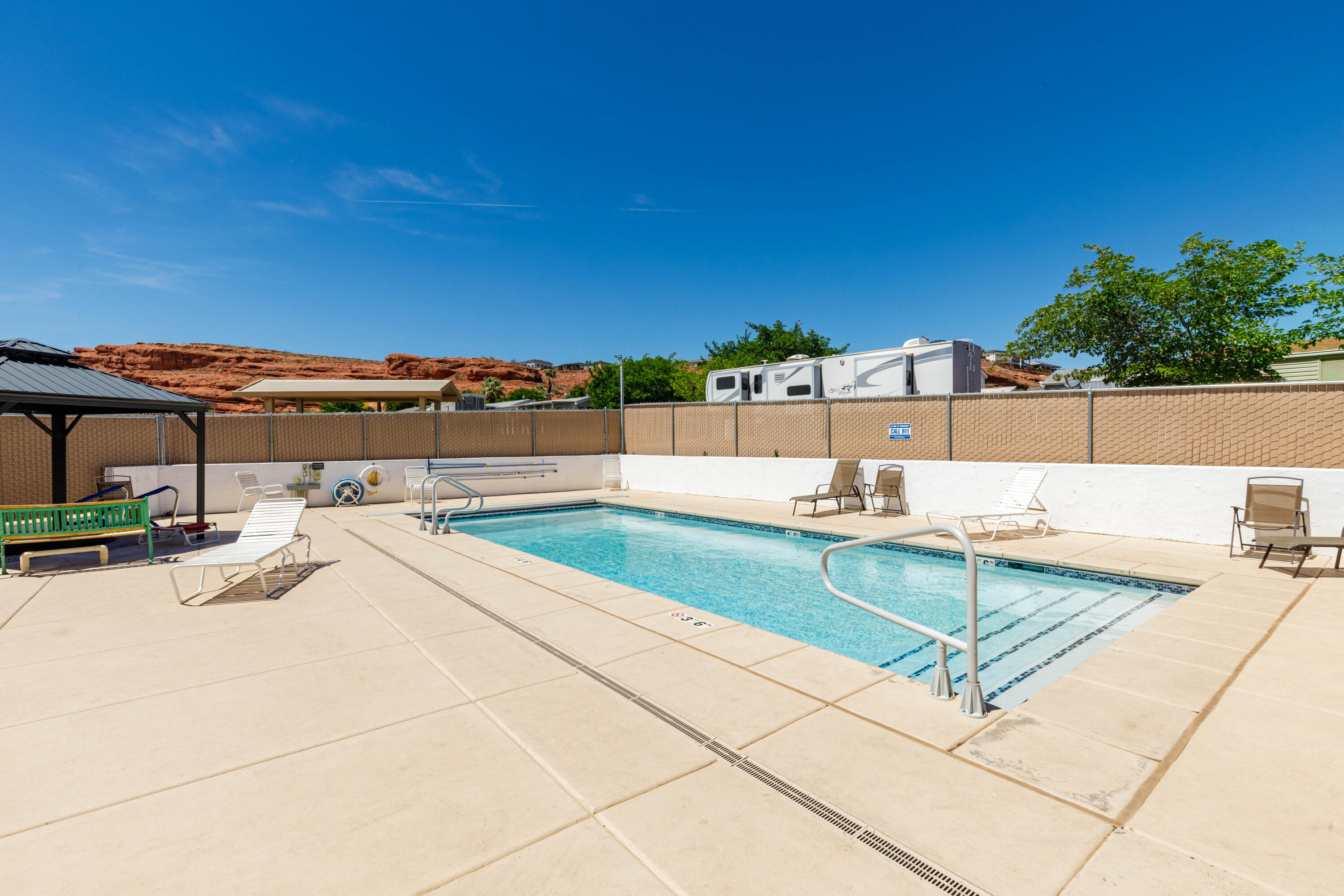 CANYON BREEZE RV RESORT - Residential