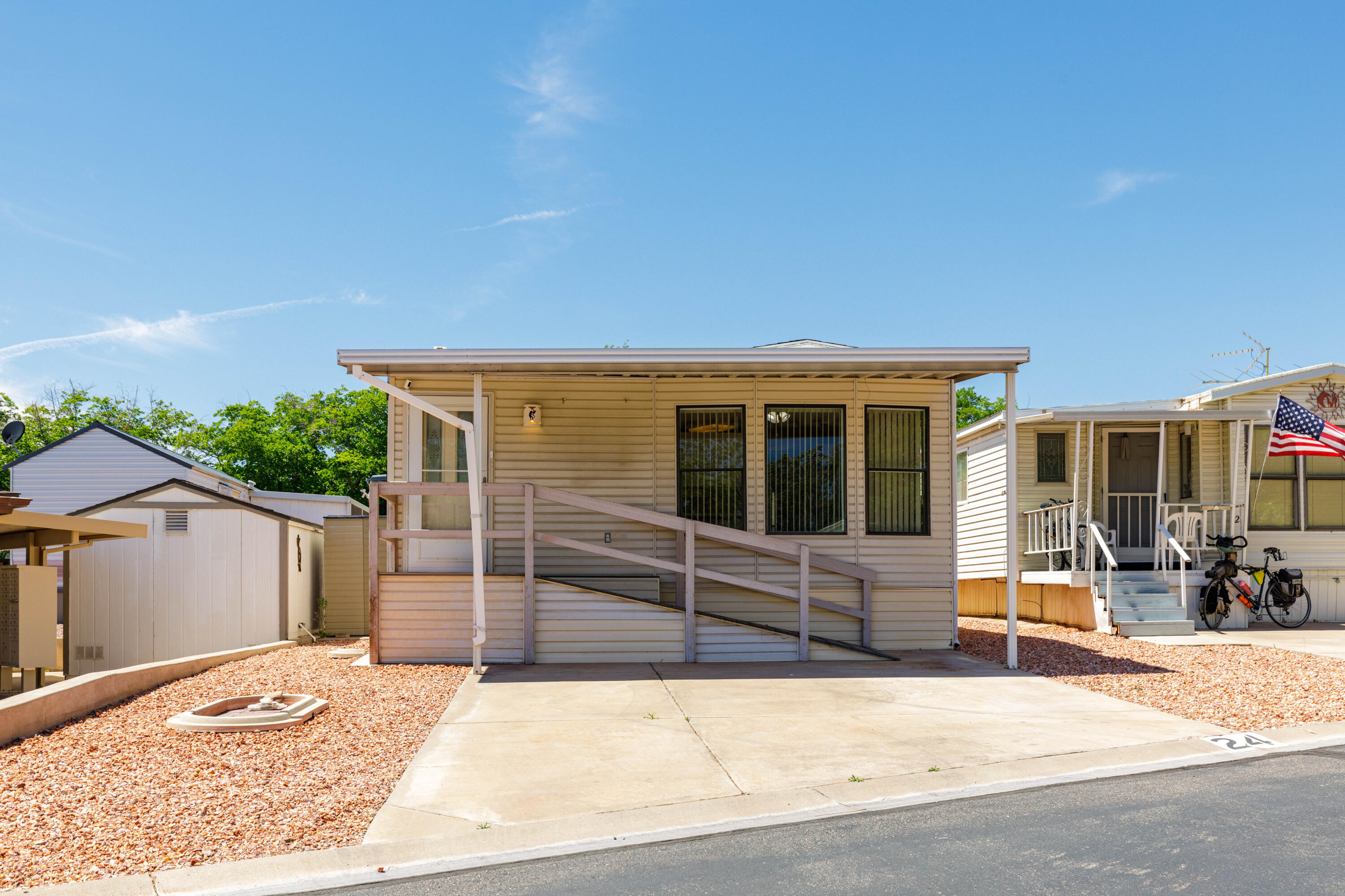 CANYON BREEZE RV RESORT - Residential