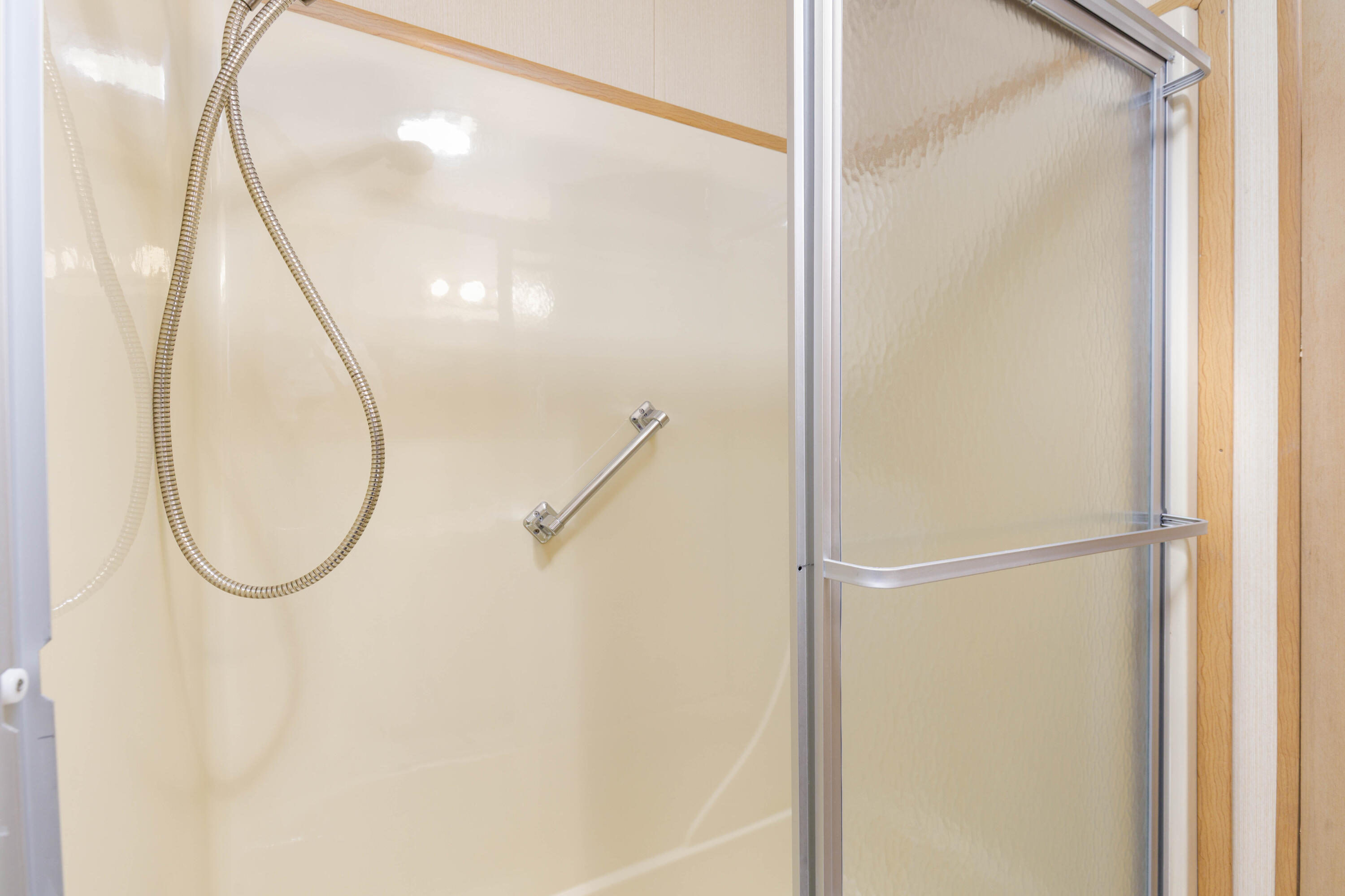 CANYON BREEZE RV RESORT - Residential