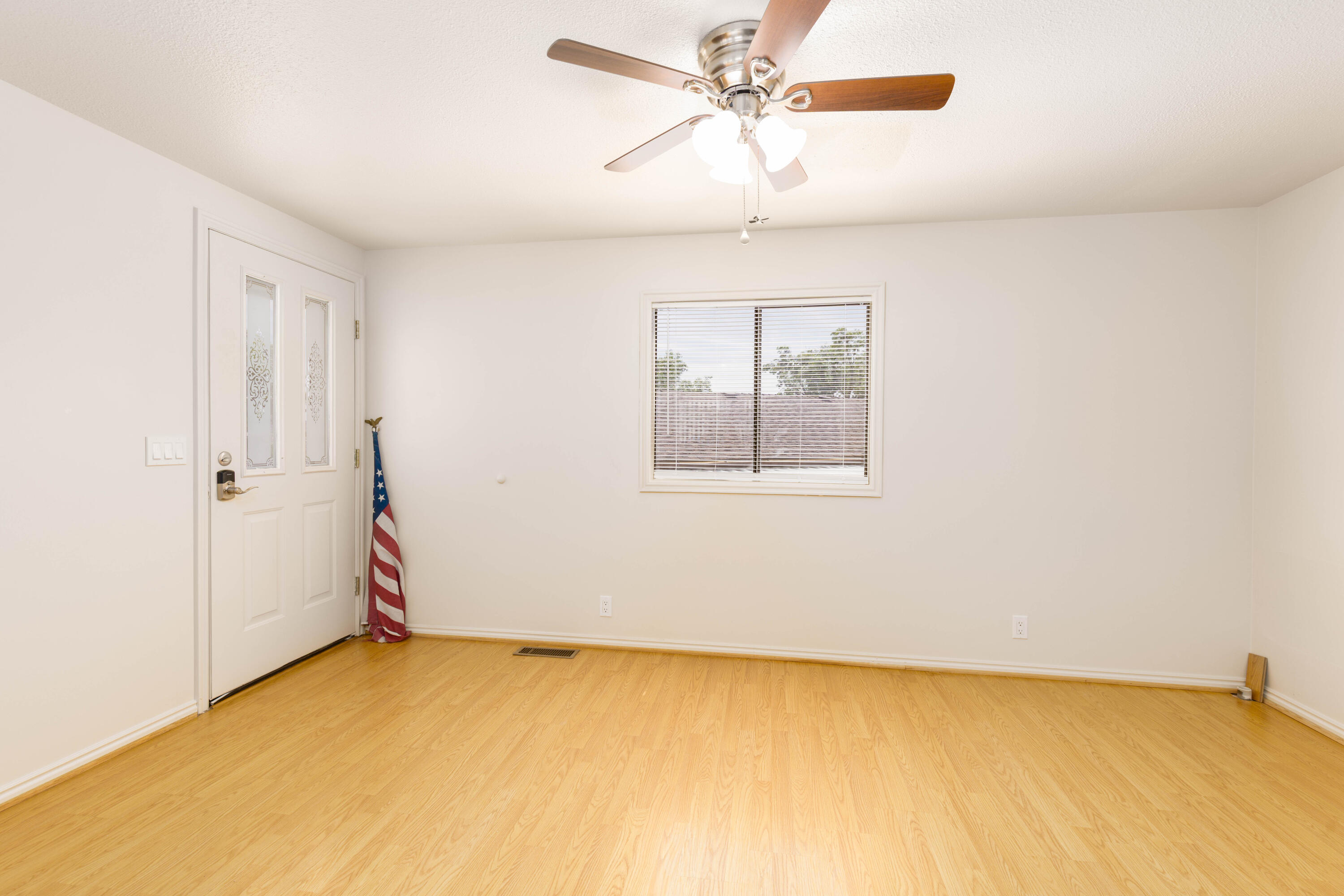 CANYON BREEZE RV RESORT - Residential