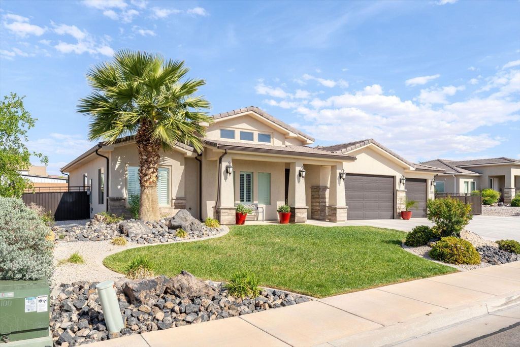 Photo of 2695 S 3210 E, Saint George, UT 84790 (MLS # 26-271628)