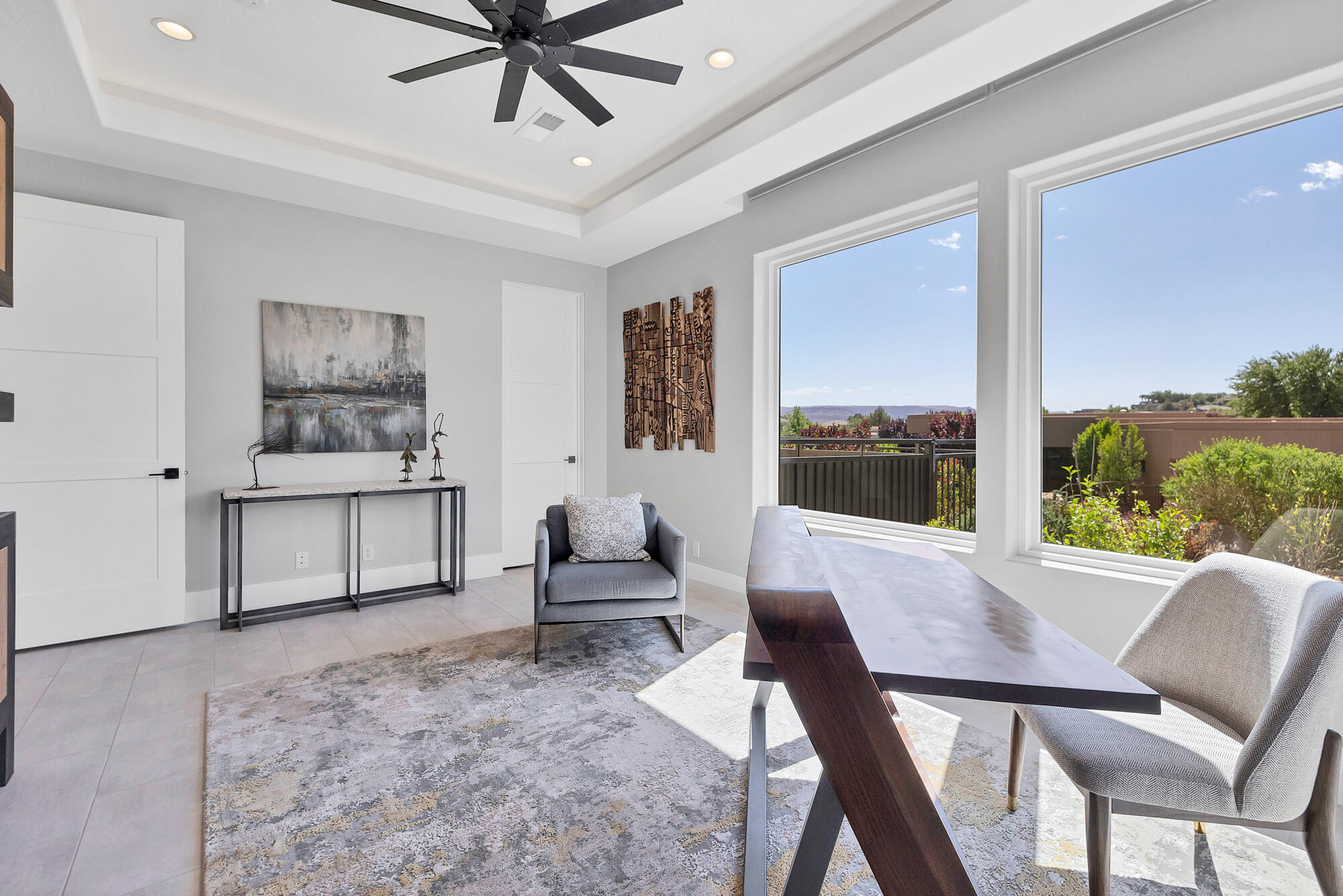 STONE CLIFF - Residential