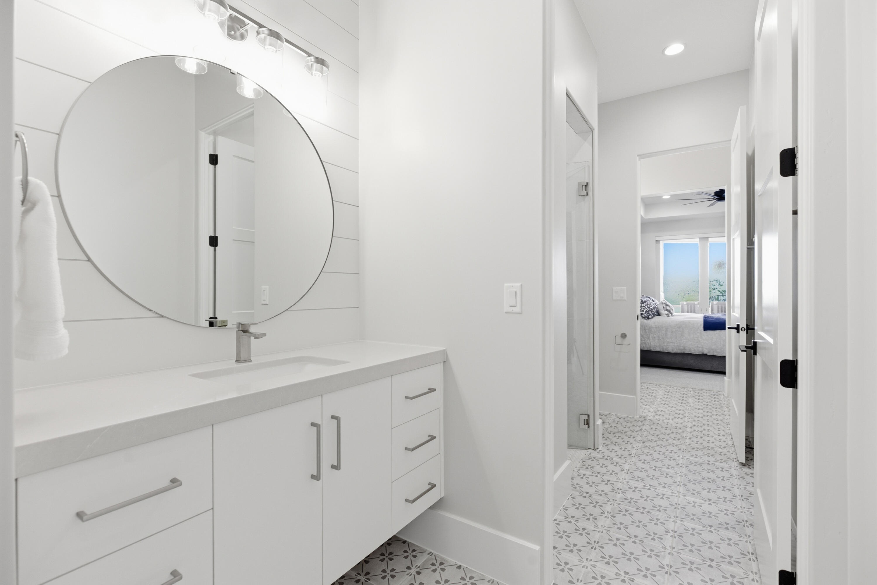 STONE CLIFF - Residential