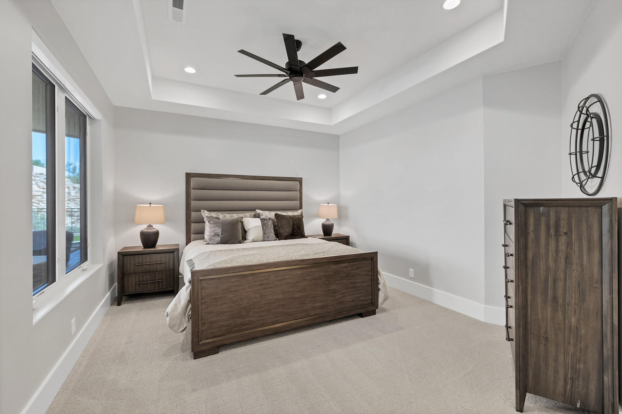 STONE CLIFF - Residential