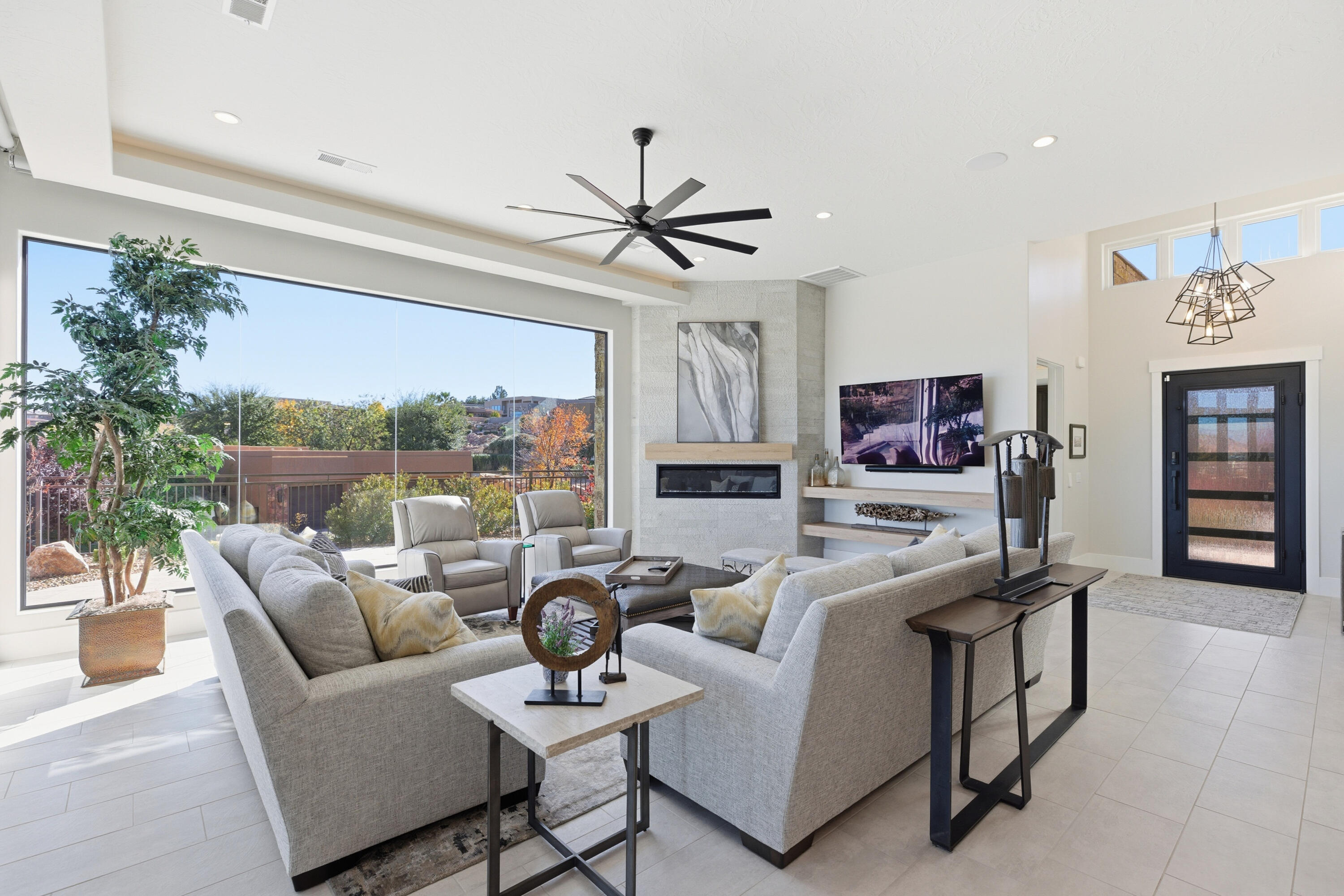 STONE CLIFF - Residential