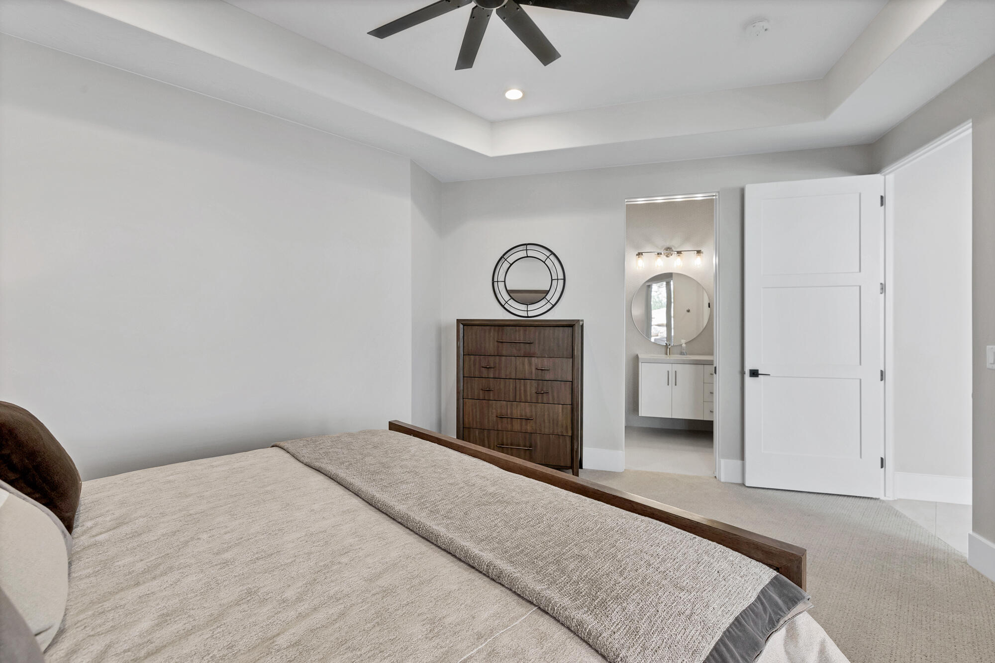 STONE CLIFF - Residential