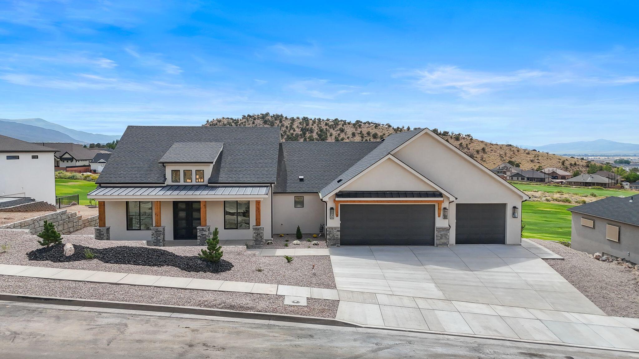 CANYON RIDGE - Residential