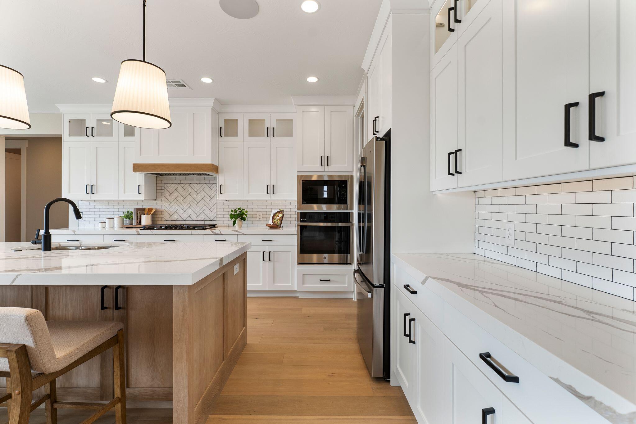 CANYON RIDGE - Residential