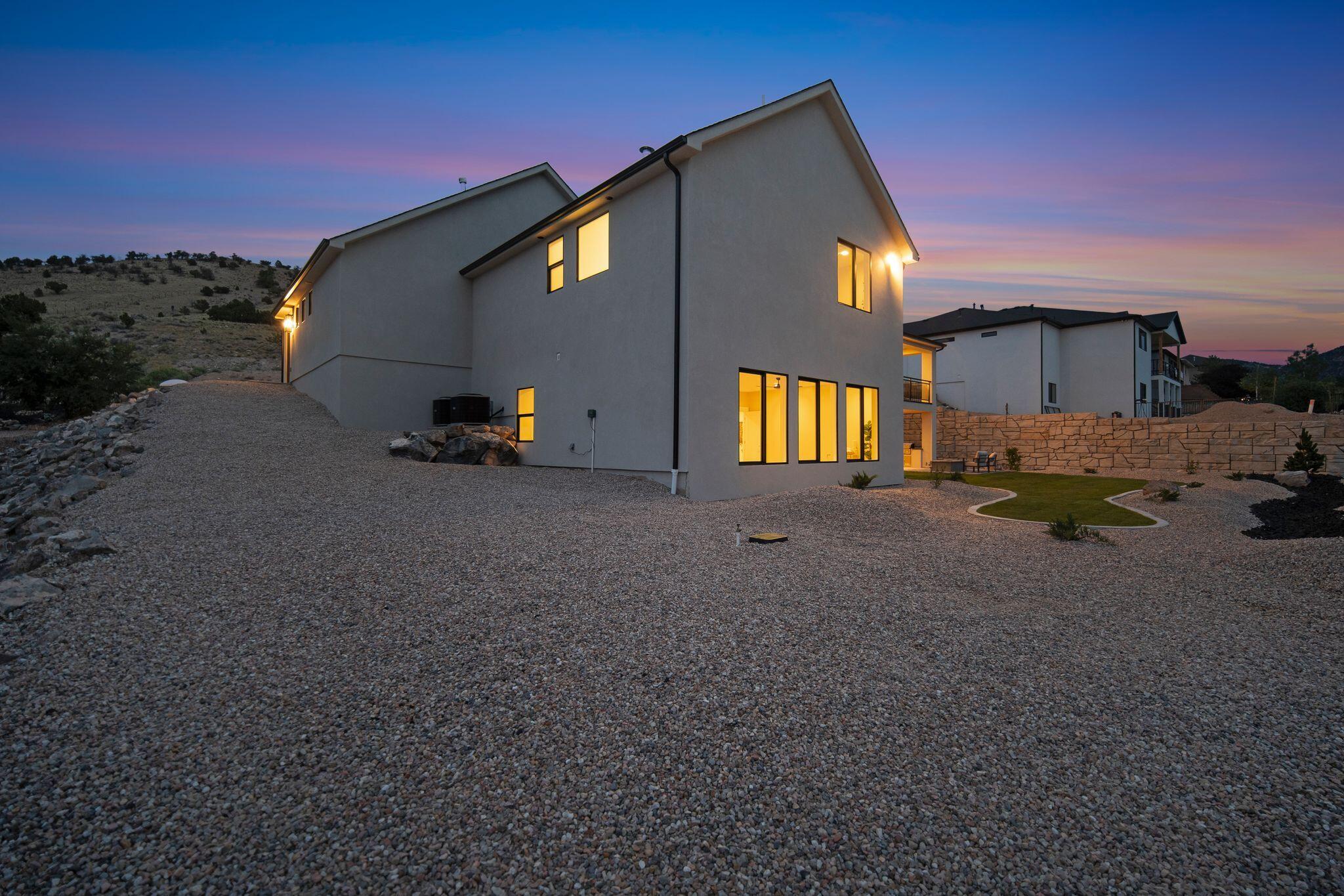 CANYON RIDGE - Residential