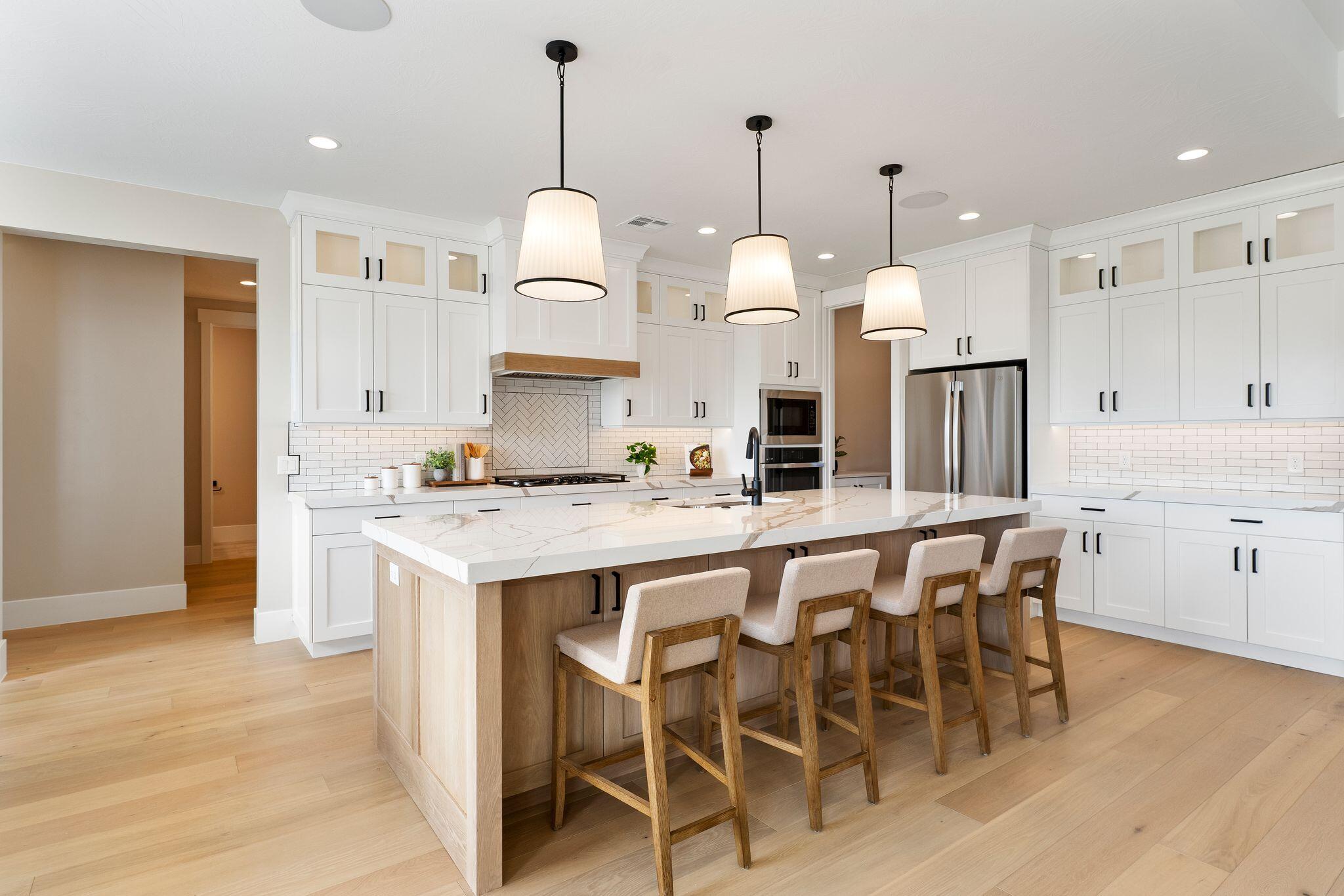 CANYON RIDGE - Residential